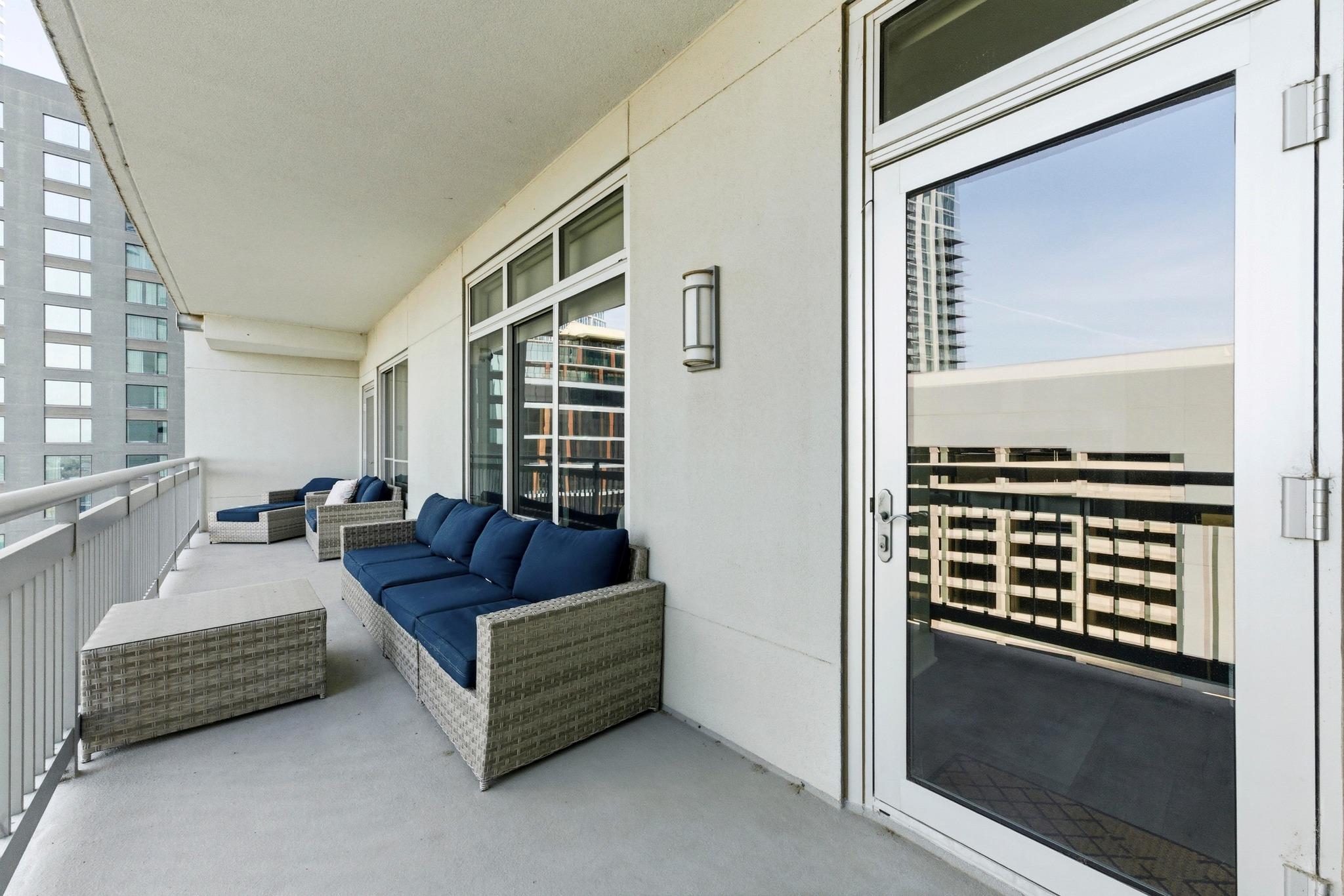 603 Davis St # 1002, Austin, TX 78701