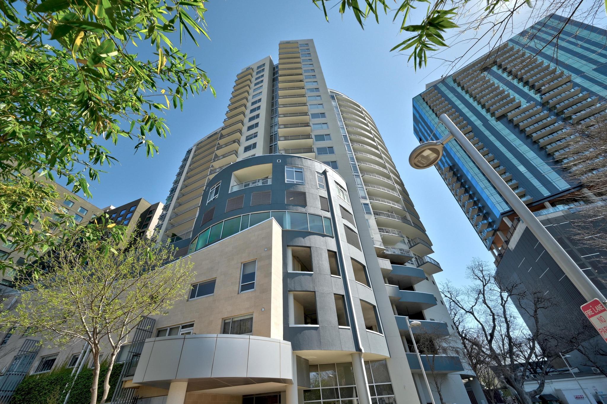 603 Davis St # 1002, Austin, TX 78701