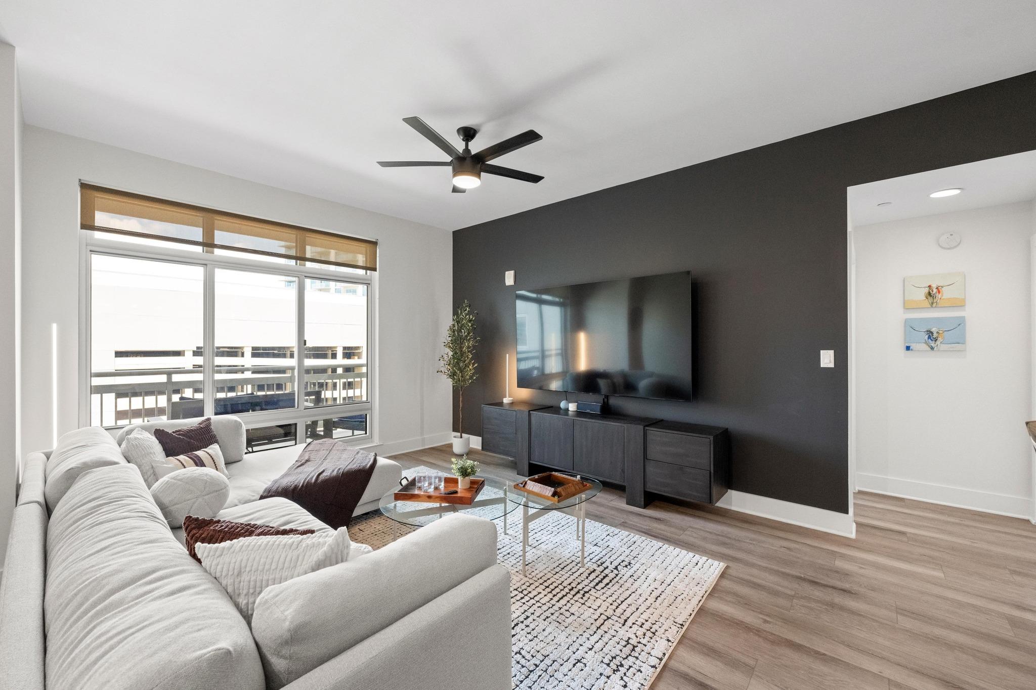 603 Davis St # 1002, Austin, TX 78701