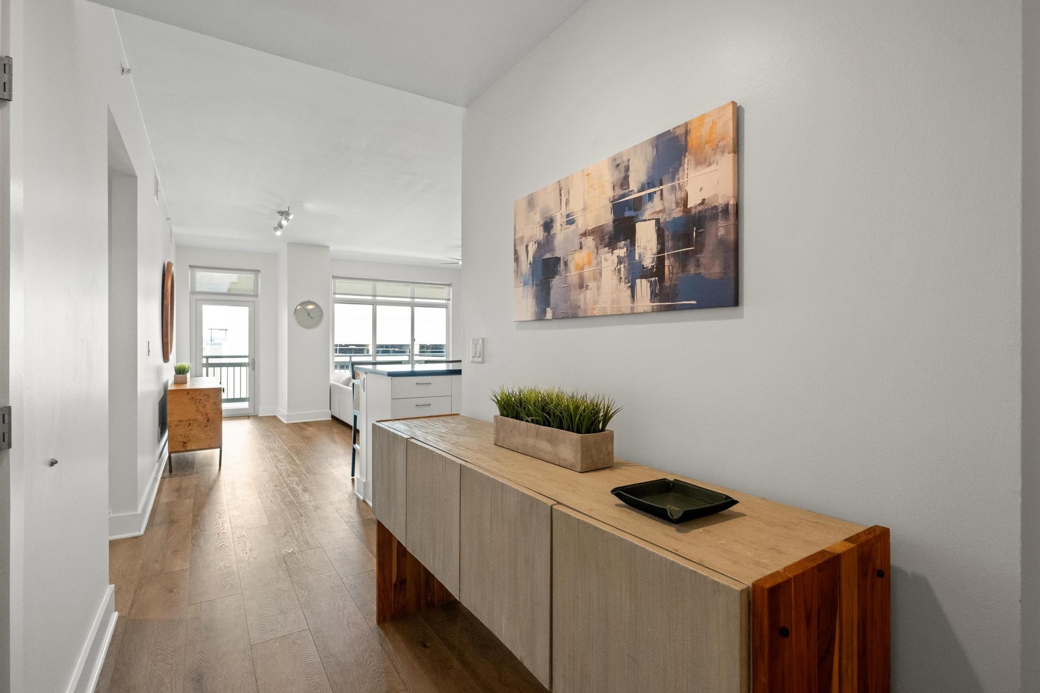 603 Davis St # 1002, Austin, TX 78701