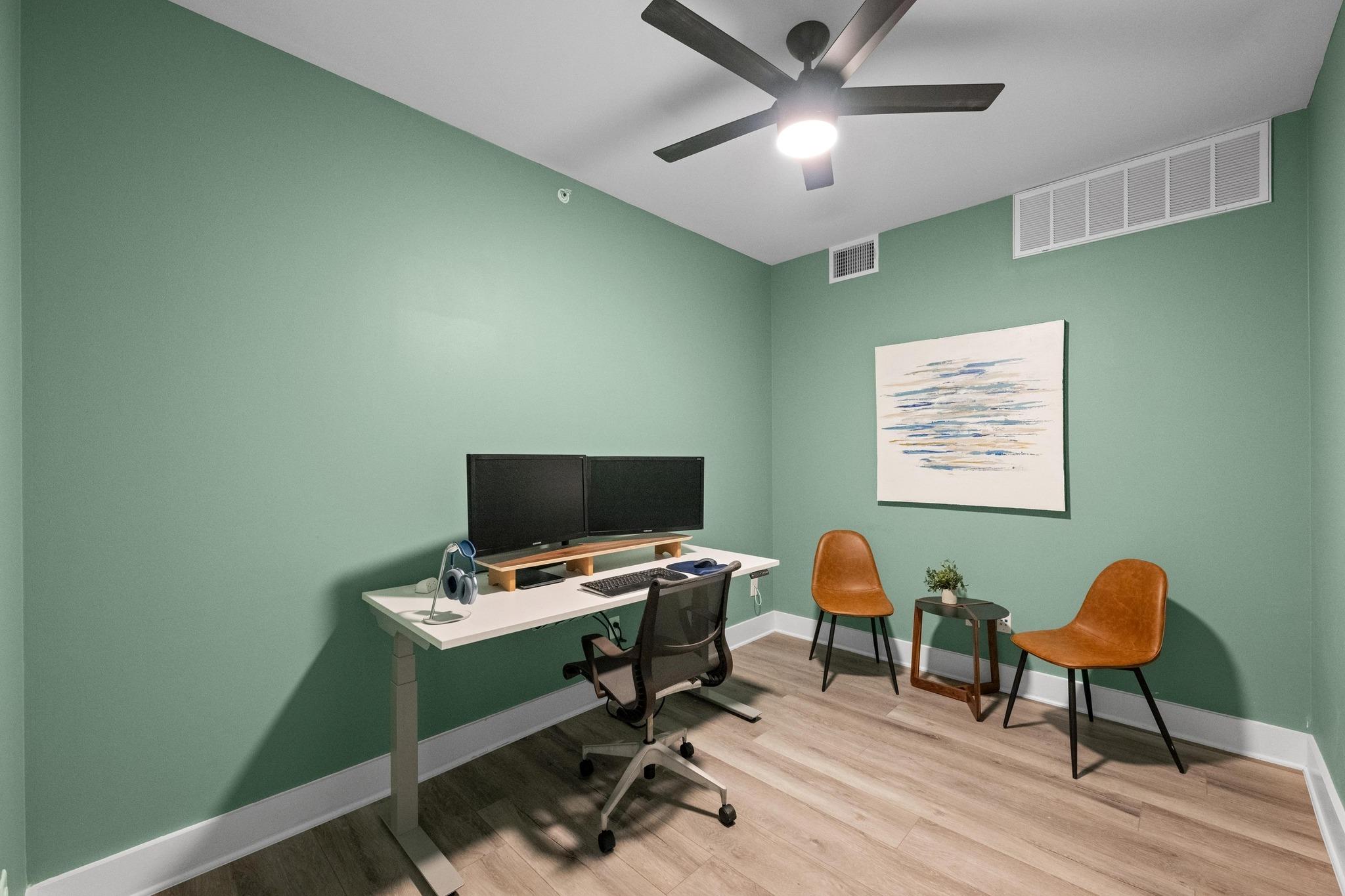 603 Davis St # 1002, Austin, TX 78701