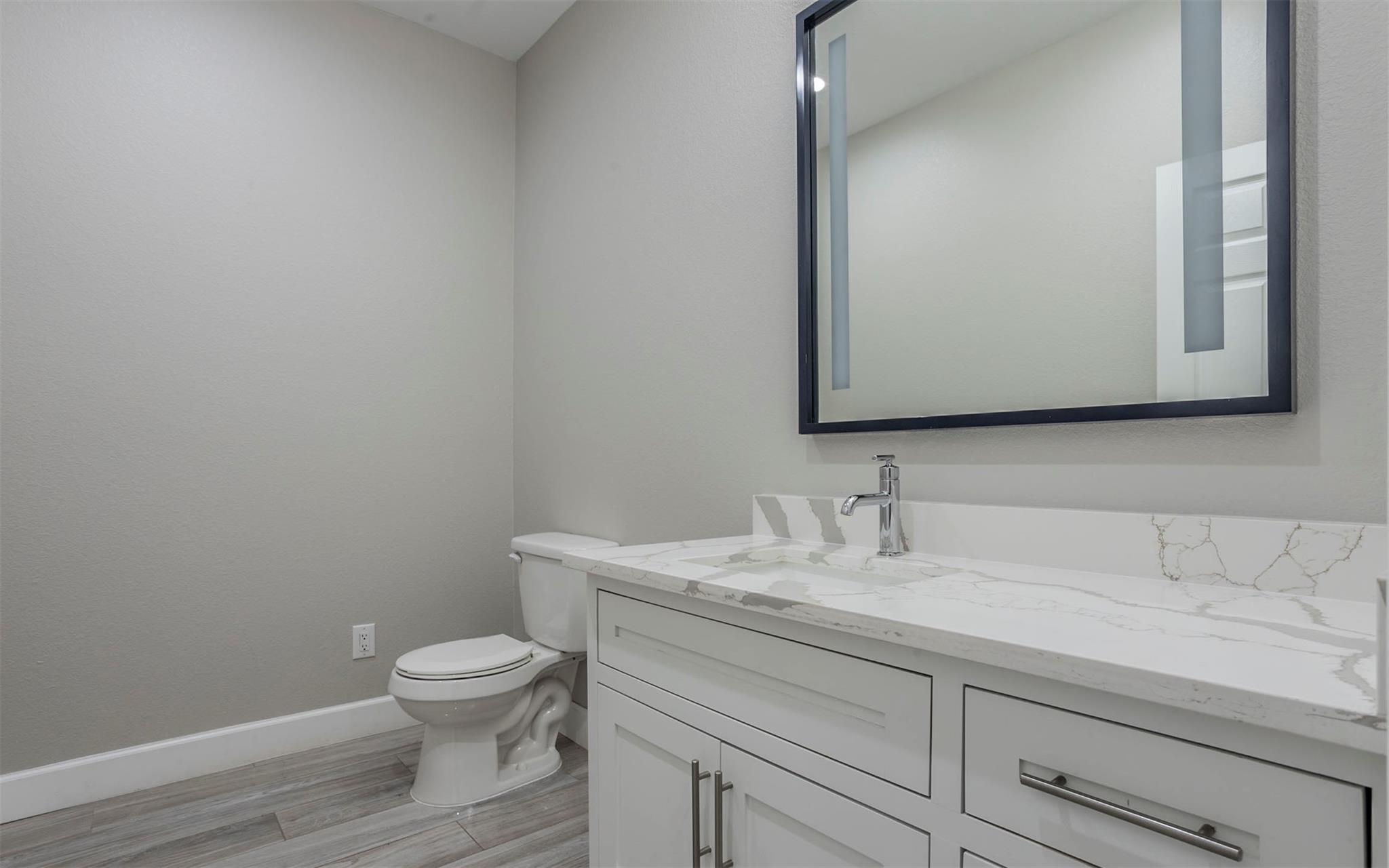 2718 Leslie Ln, San Marcos, TX 78666