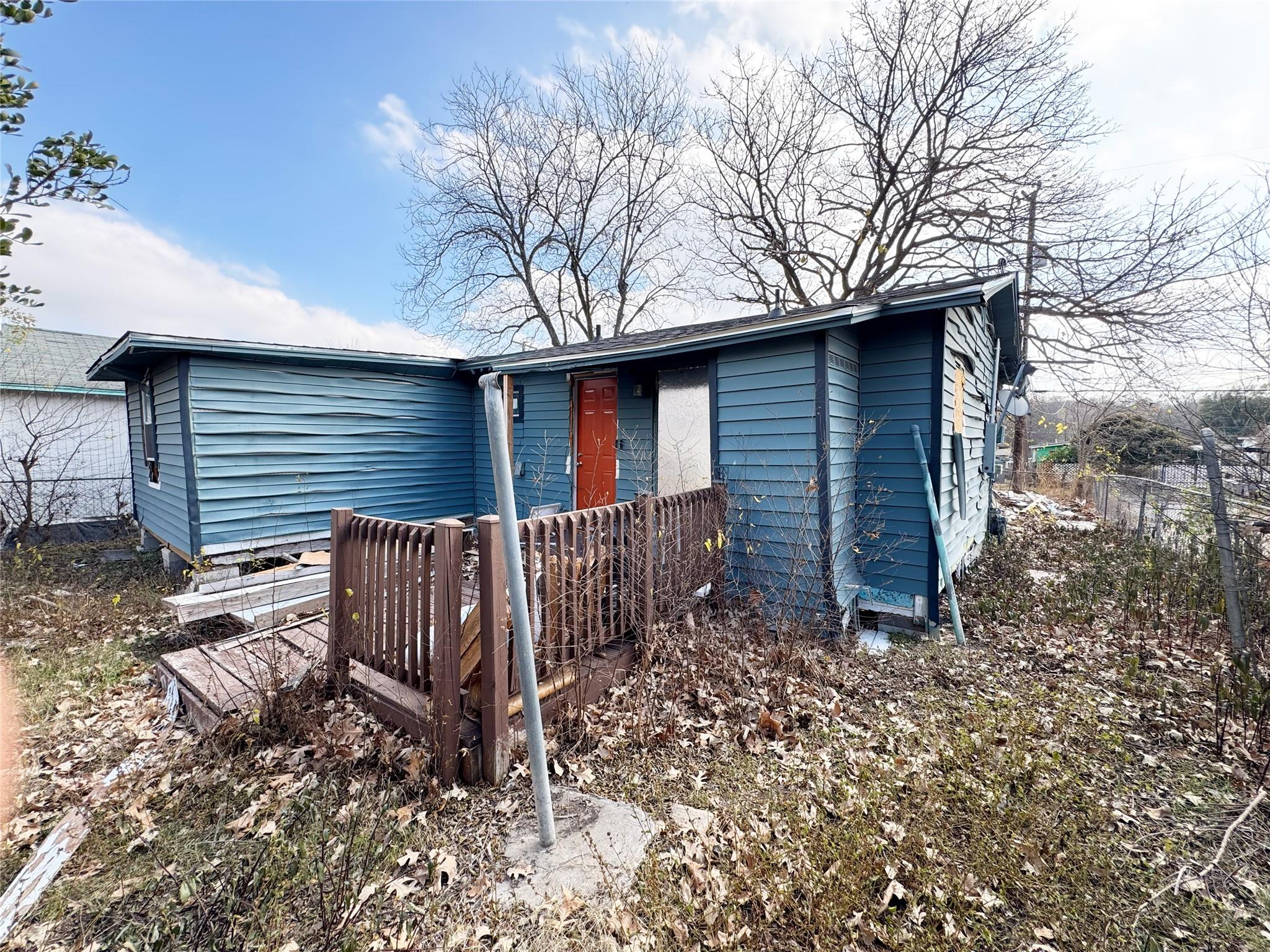 1513 Gibbs St, San Antonio, TX 78202