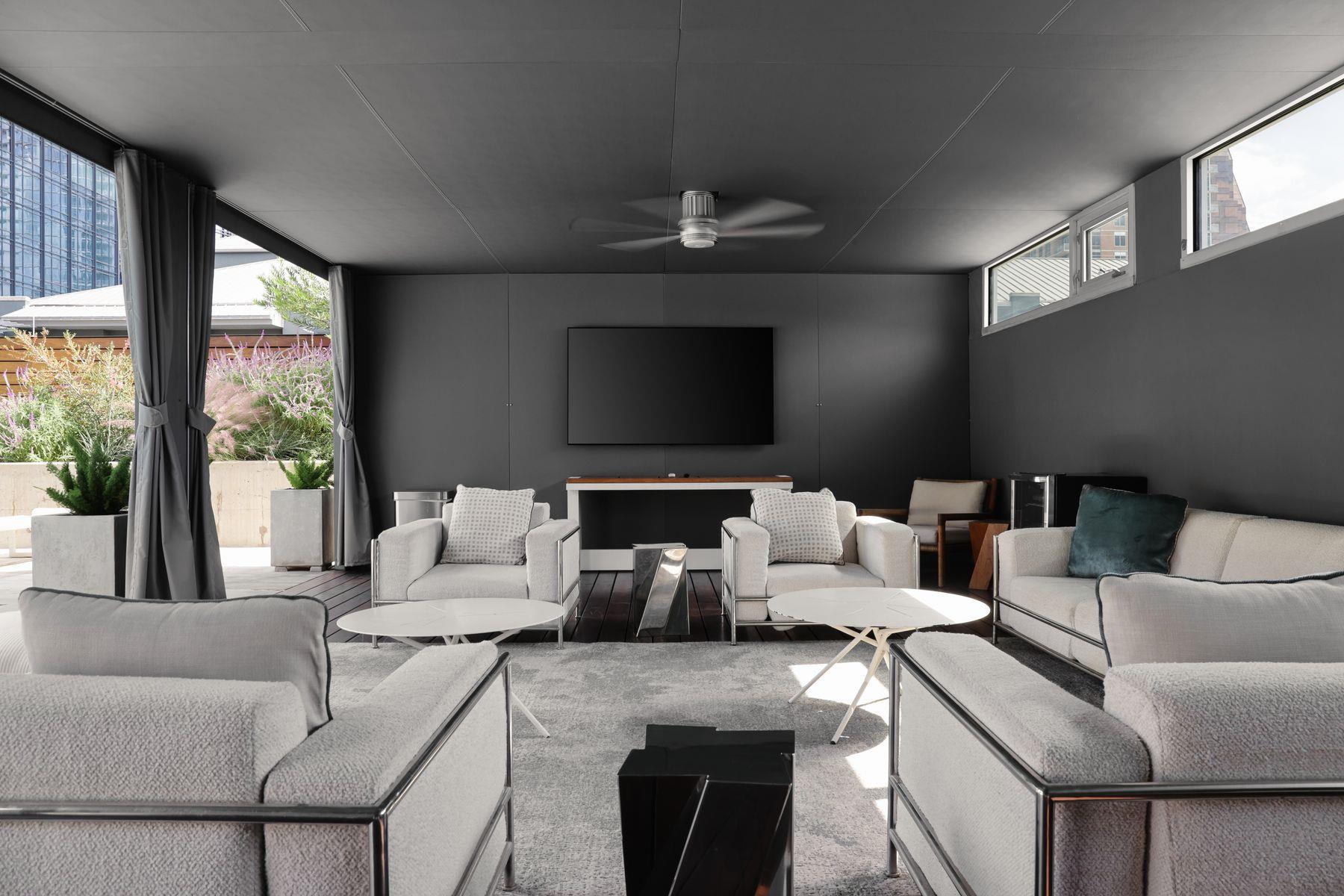 210 Lavaca St # 2809, Austin, TX 78701