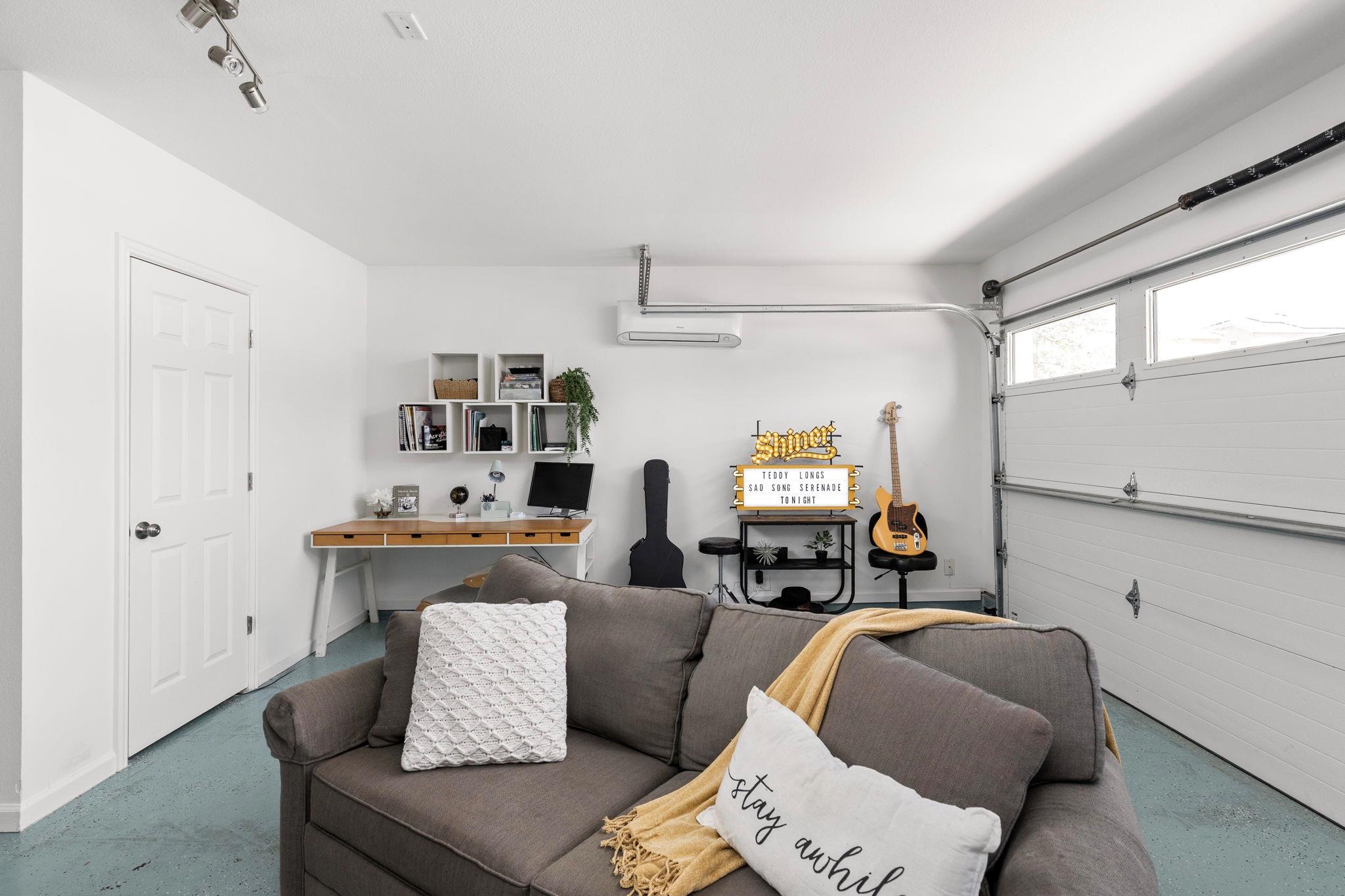 5700 Glowing Star Trl, Austin, TX 78724