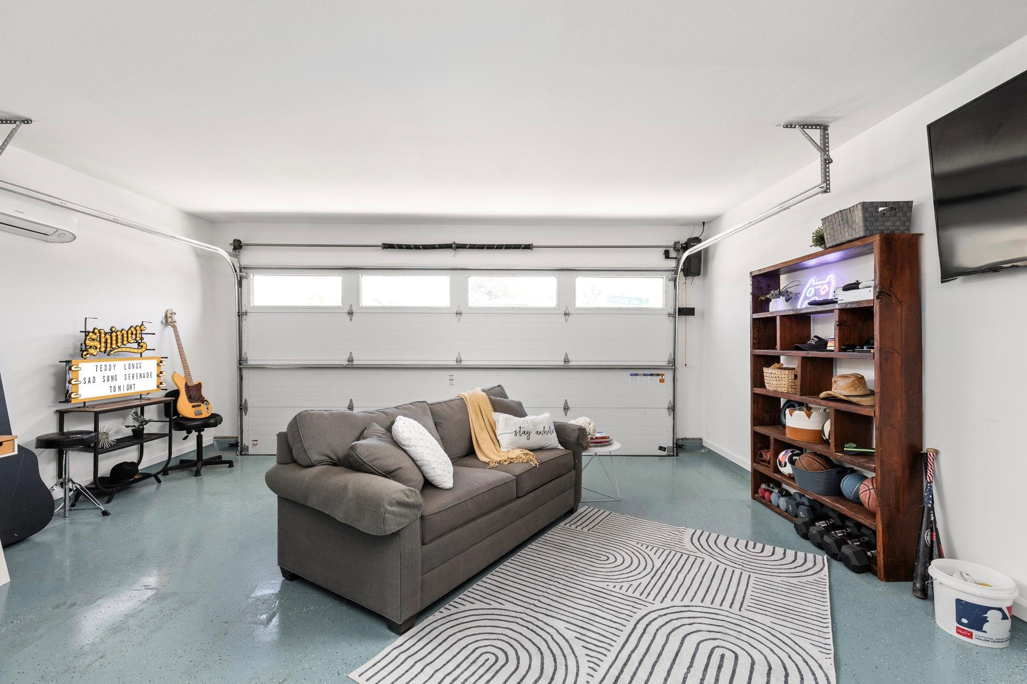 5700 Glowing Star Trl, Austin, TX 78724