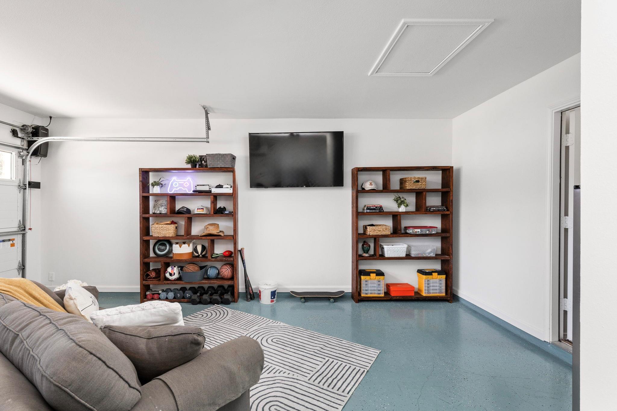 5700 Glowing Star Trl, Austin, TX 78724