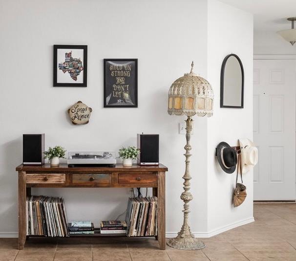 5700 Glowing Star Trl, Austin, TX 78724