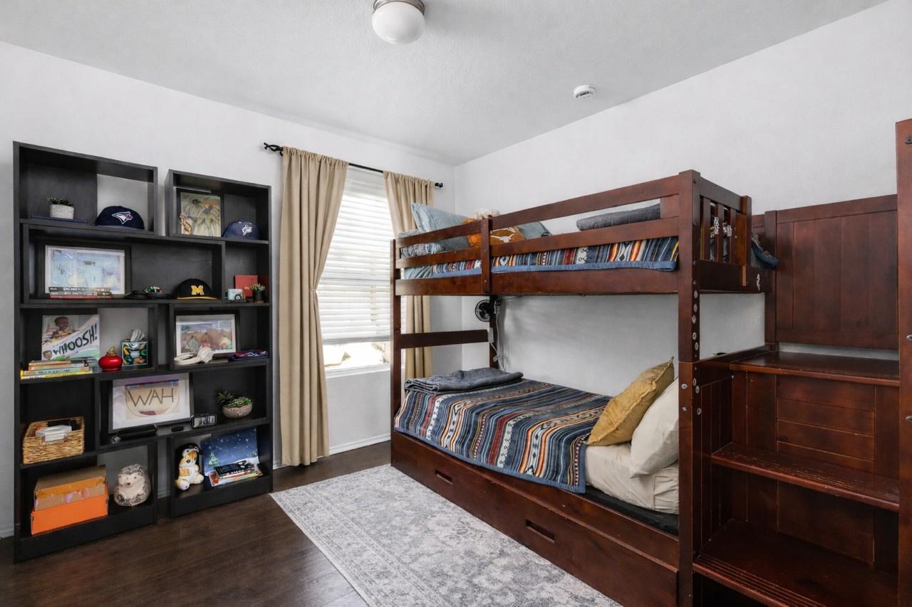 5700 Glowing Star Trl, Austin, TX 78724