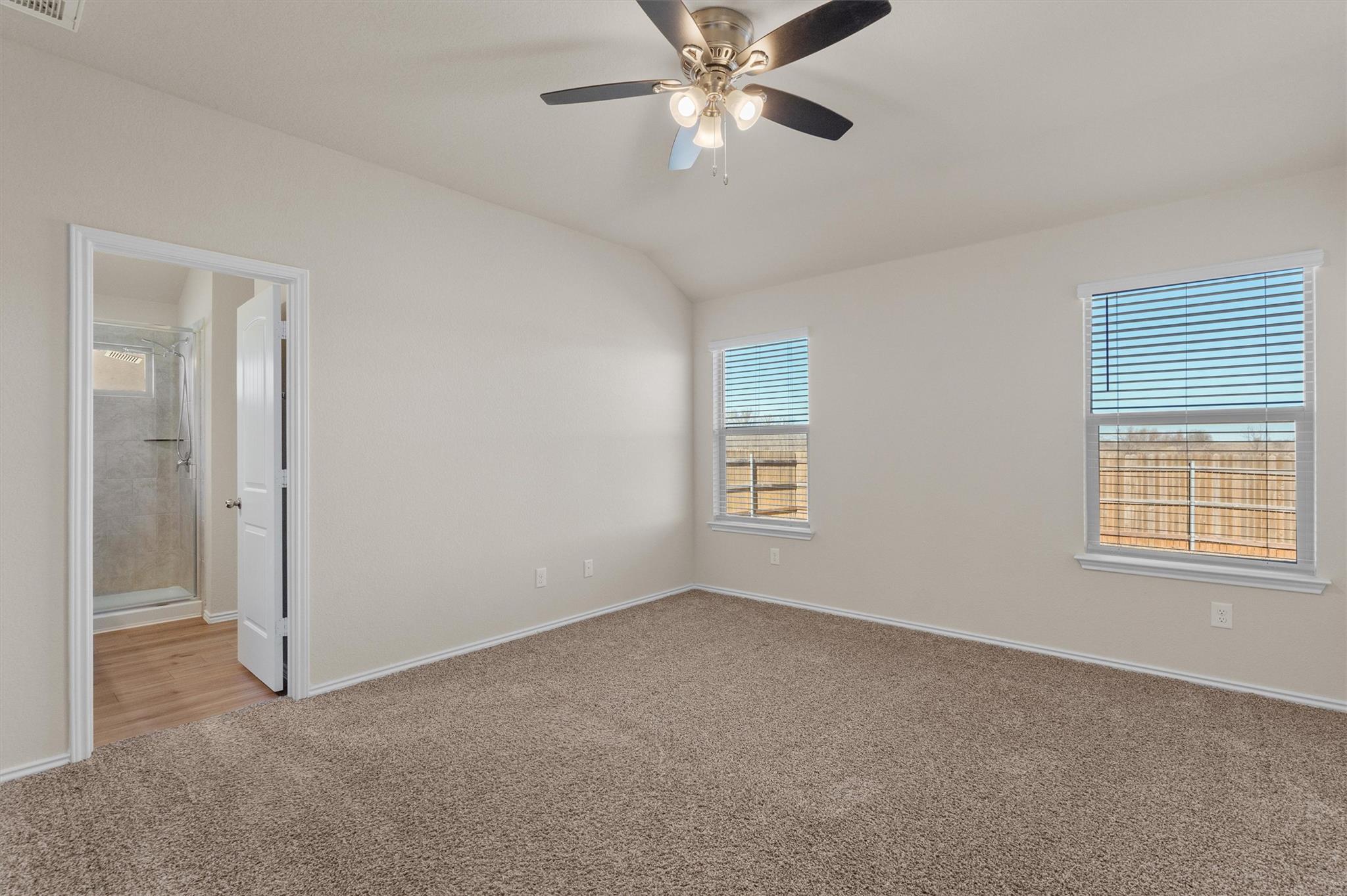 1644 T H Johnson Dr, Taylor, TX 76574