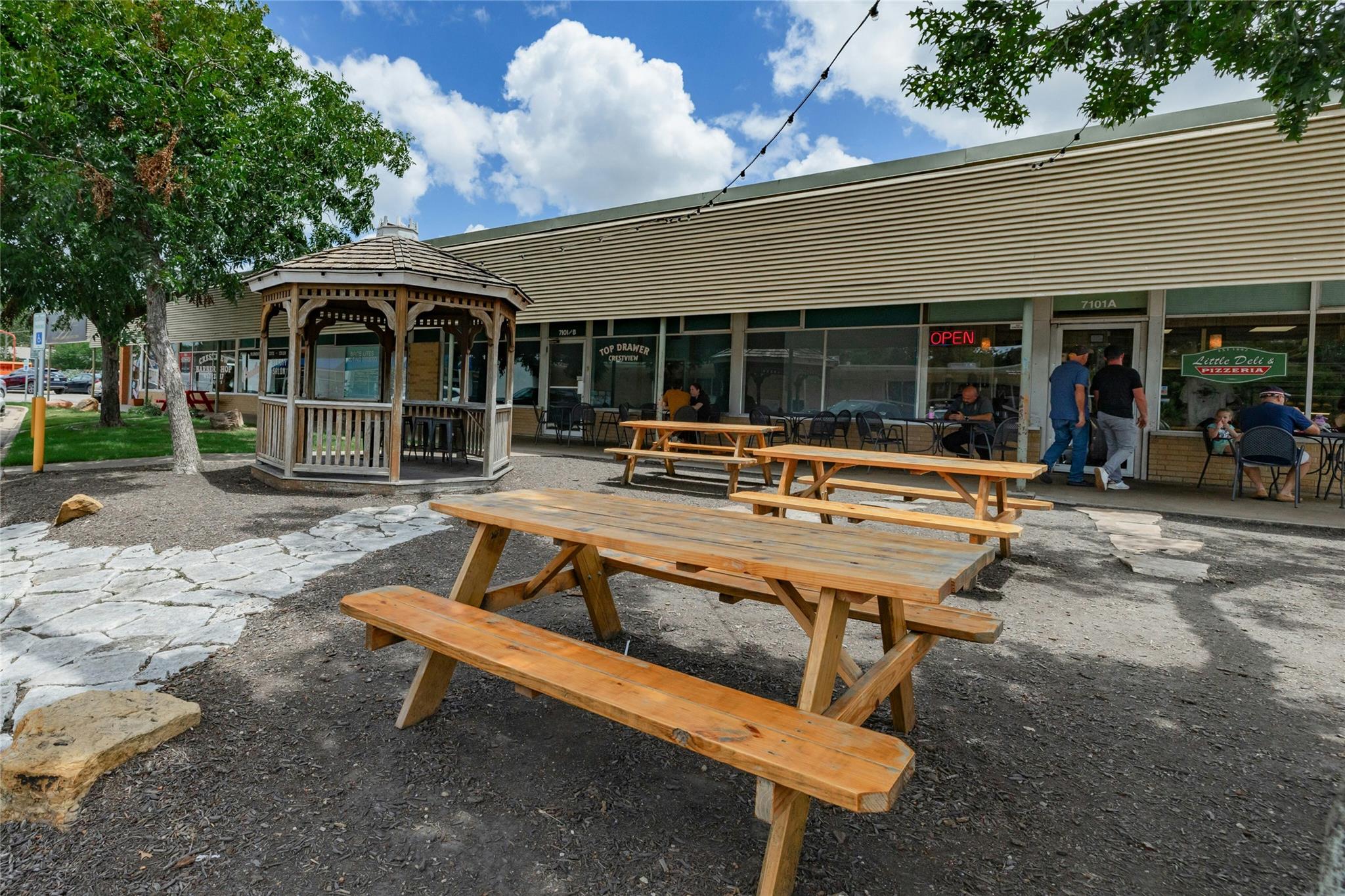 1801 Duke Ave, Austin, TX 78757