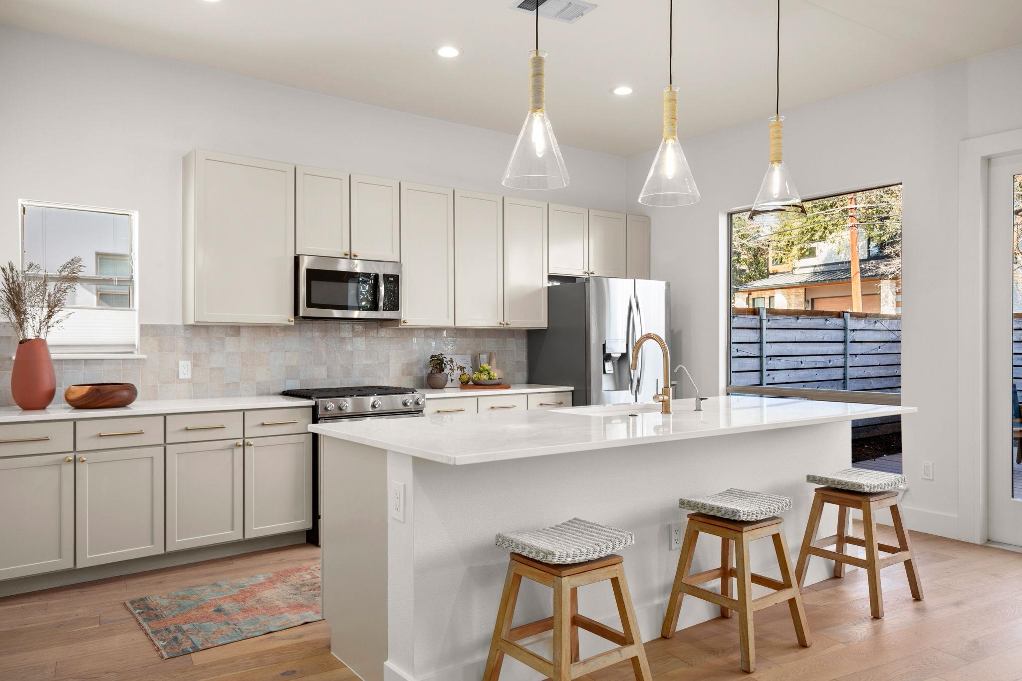 2205 Thornton Rd # A, Austin, TX 78704