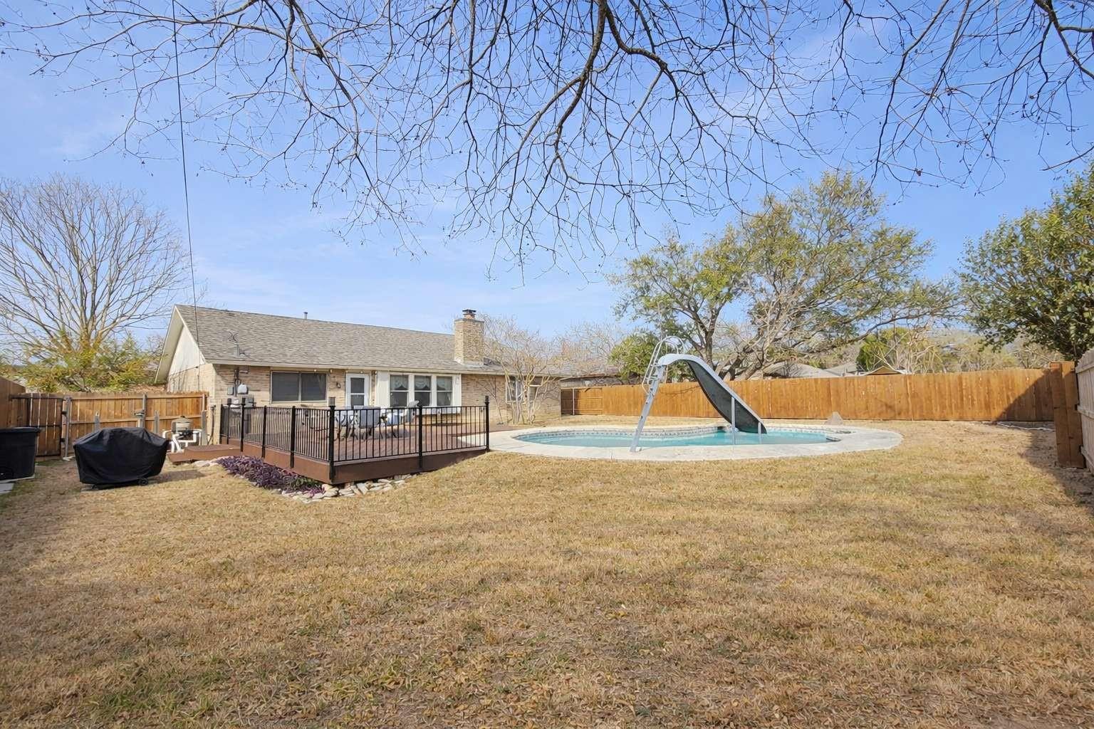 1609 Woodhill Dr, Round Rock, TX 78681