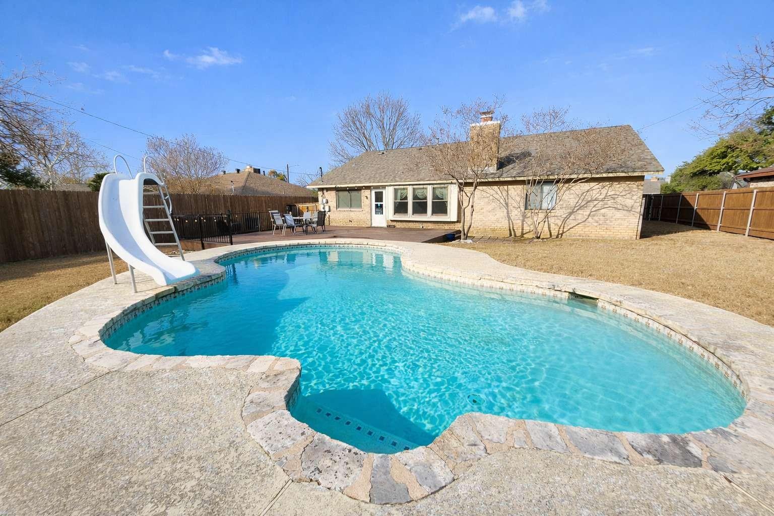 1609 Woodhill Dr, Round Rock, TX 78681