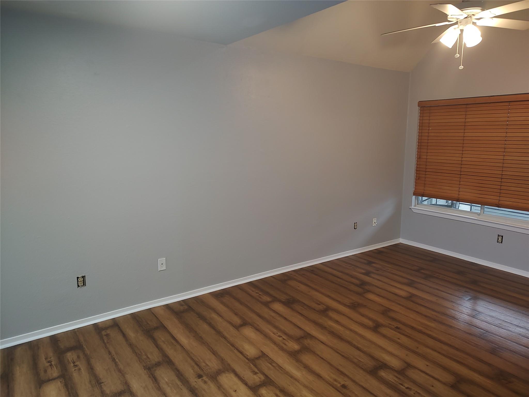 1514 Parker Ln # 204, Austin, TX 78741