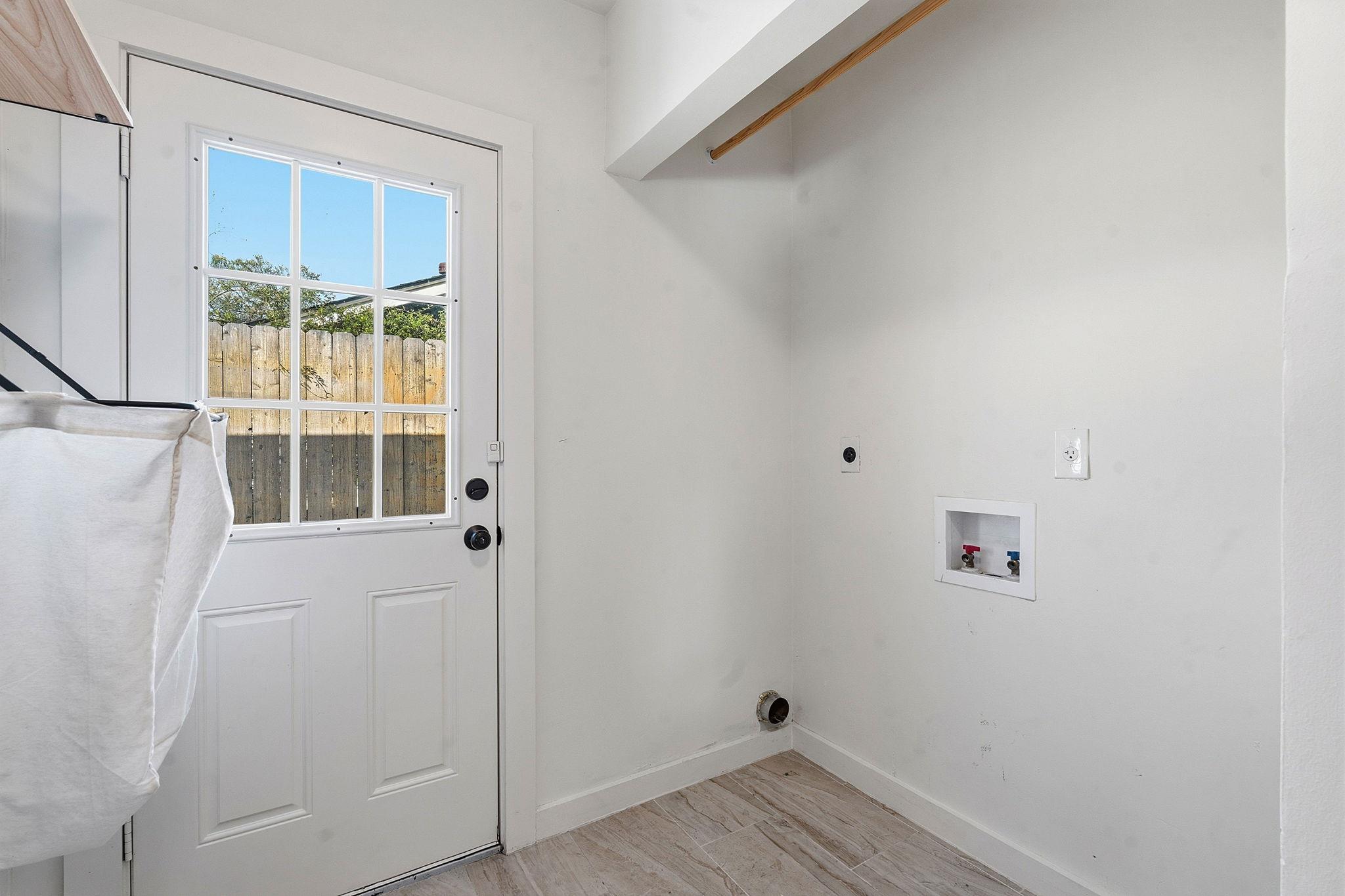 2612 Little John Ln, Austin, TX 78704