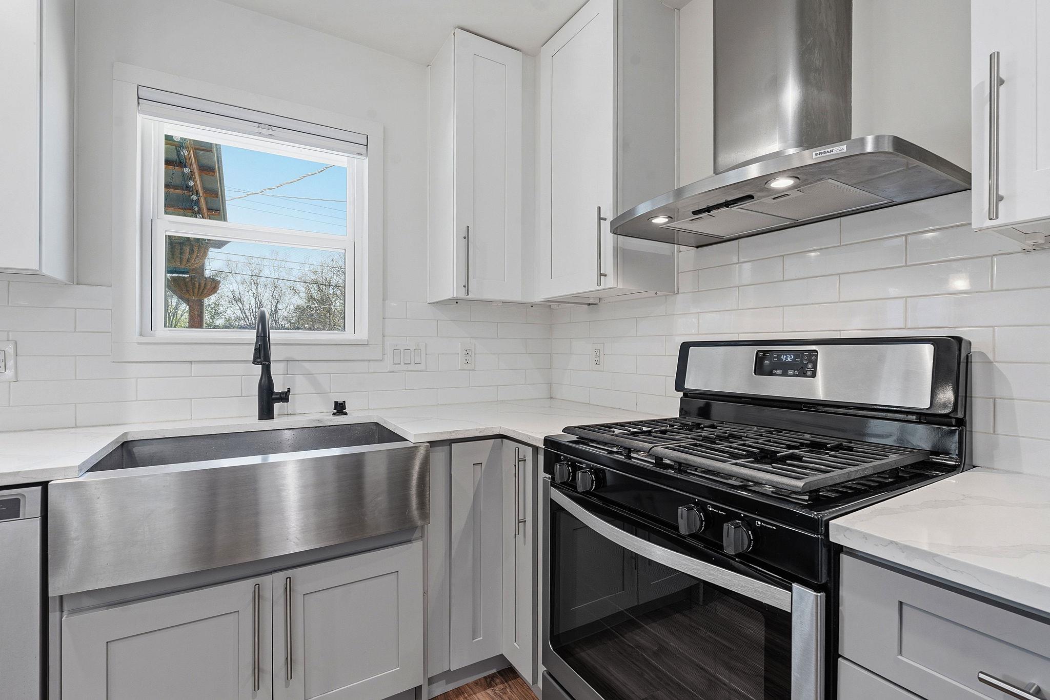 2612 Little John Ln, Austin, TX 78704