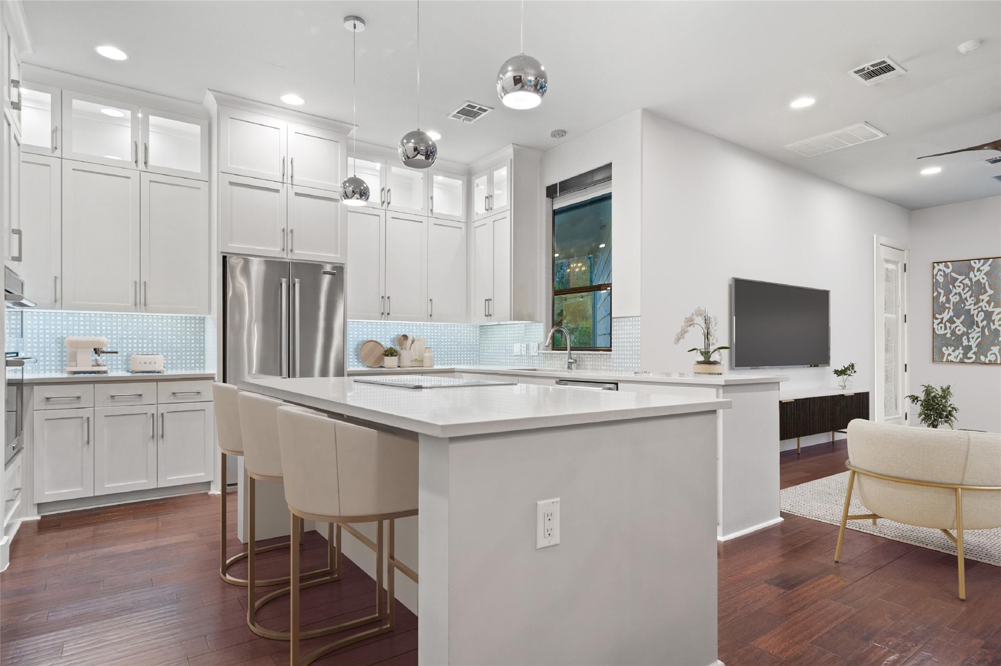 2811 Del Curto Rd # A, Austin, TX 78704