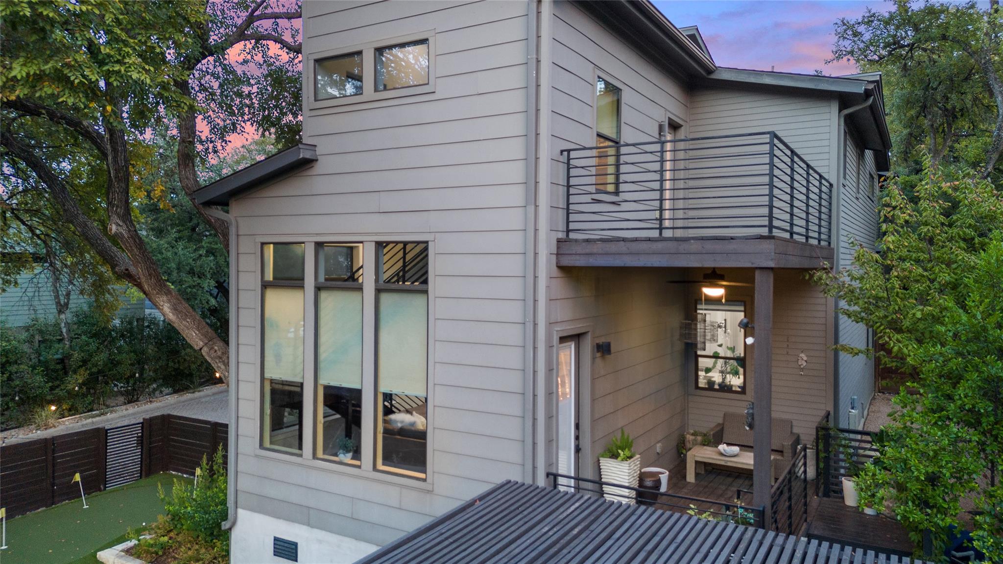 2811 Del Curto Rd # A, Austin, TX 78704