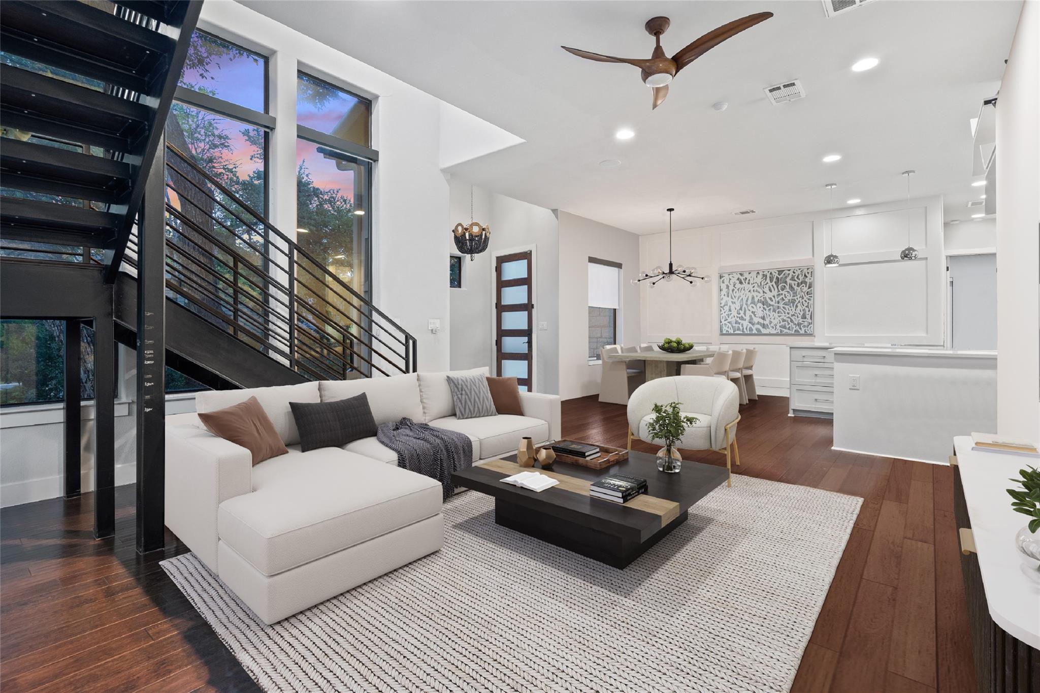 2811 Del Curto Rd # A, Austin, TX 78704