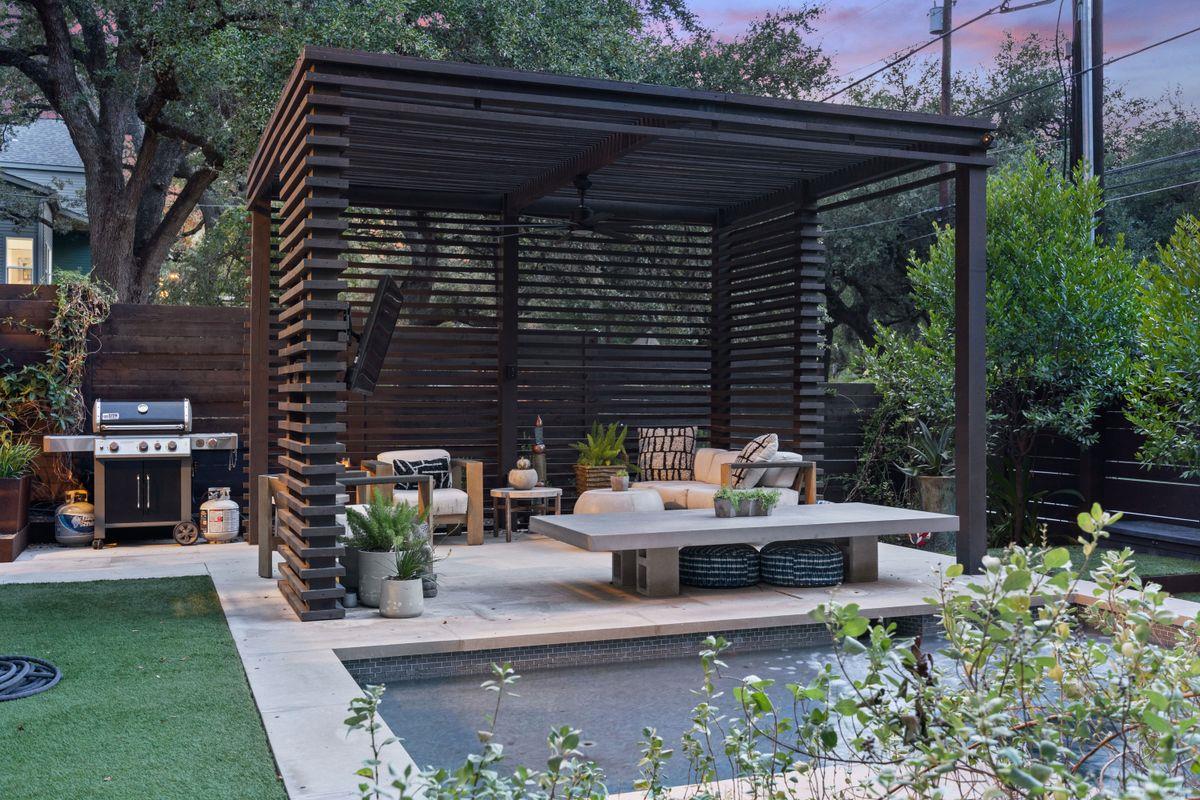 2811 Del Curto Rd # A, Austin, TX 78704