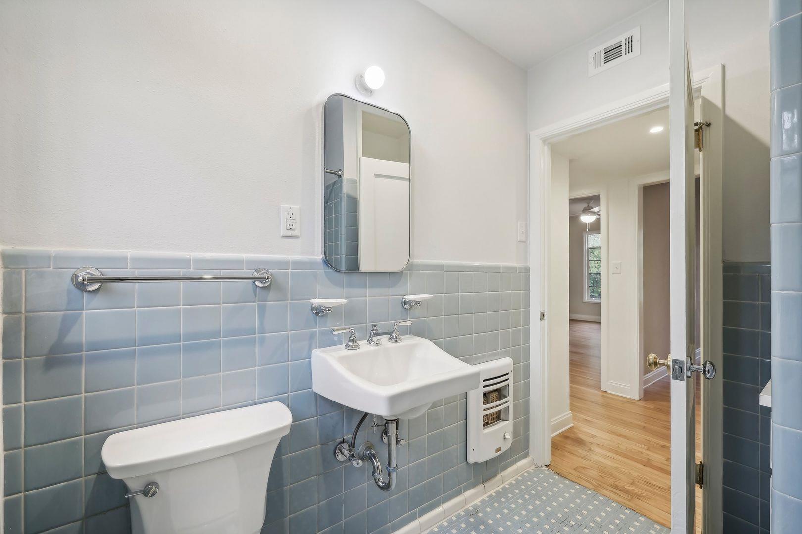 3010 Windsor Rd # Unit E, Austin, TX 78703