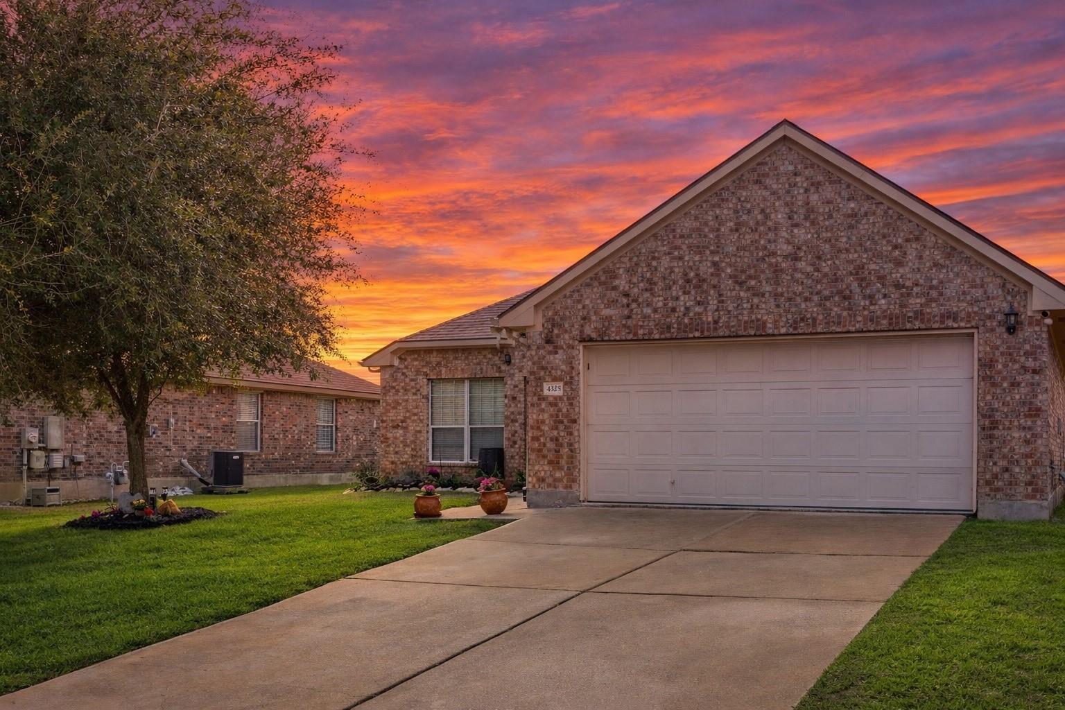 4325 Rolling Water Dr, Pflugerville, TX 78660