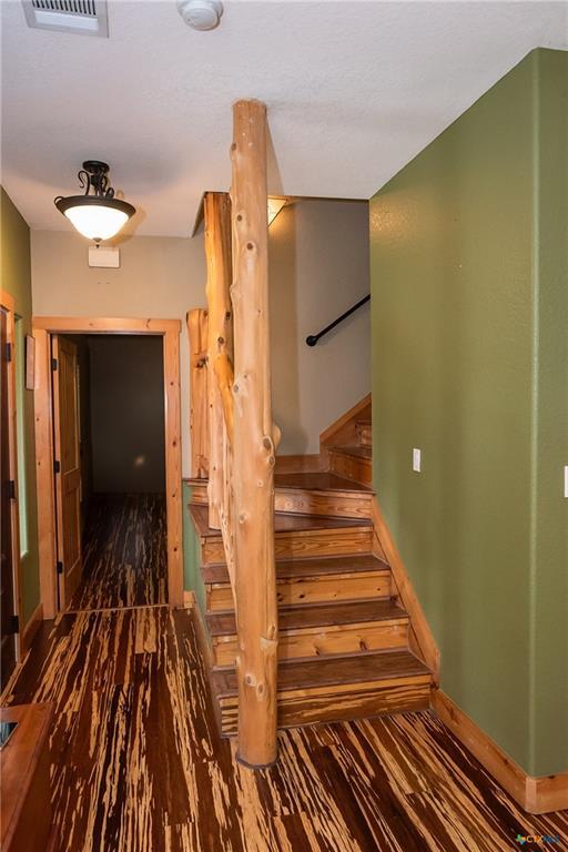 211 Cambridge Dr, New Braunfels, TX 78132