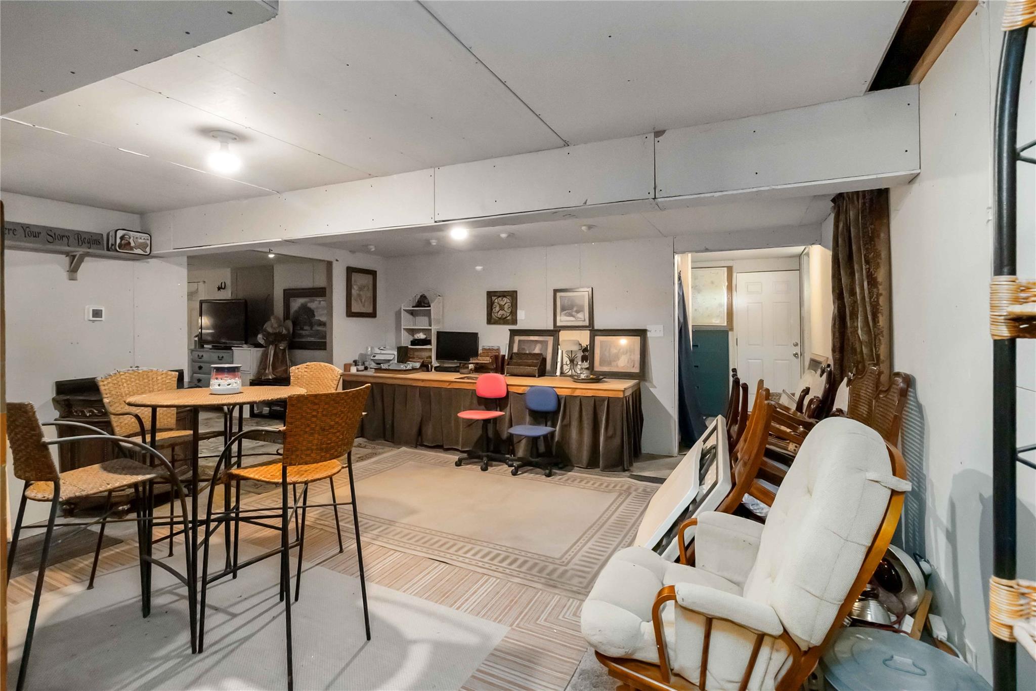 145 Three Oaks Ln, Bastrop, TX 78602