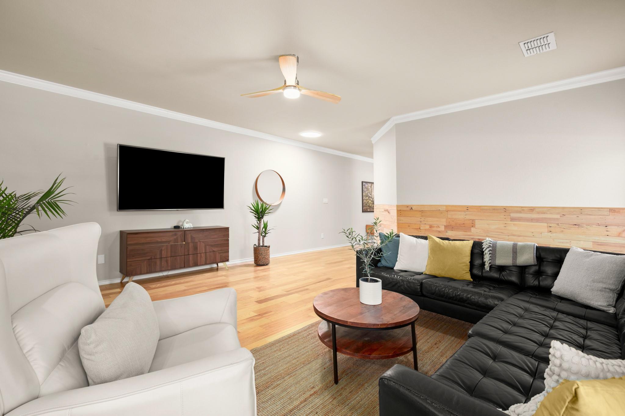 10817 Trail Weary Dr, Austin, TX 78754