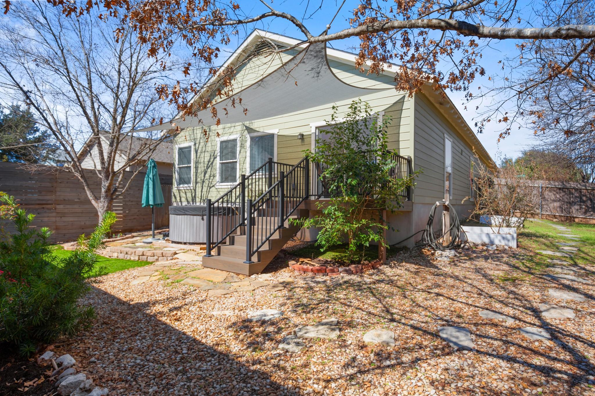 10817 Trail Weary Dr, Austin, TX 78754