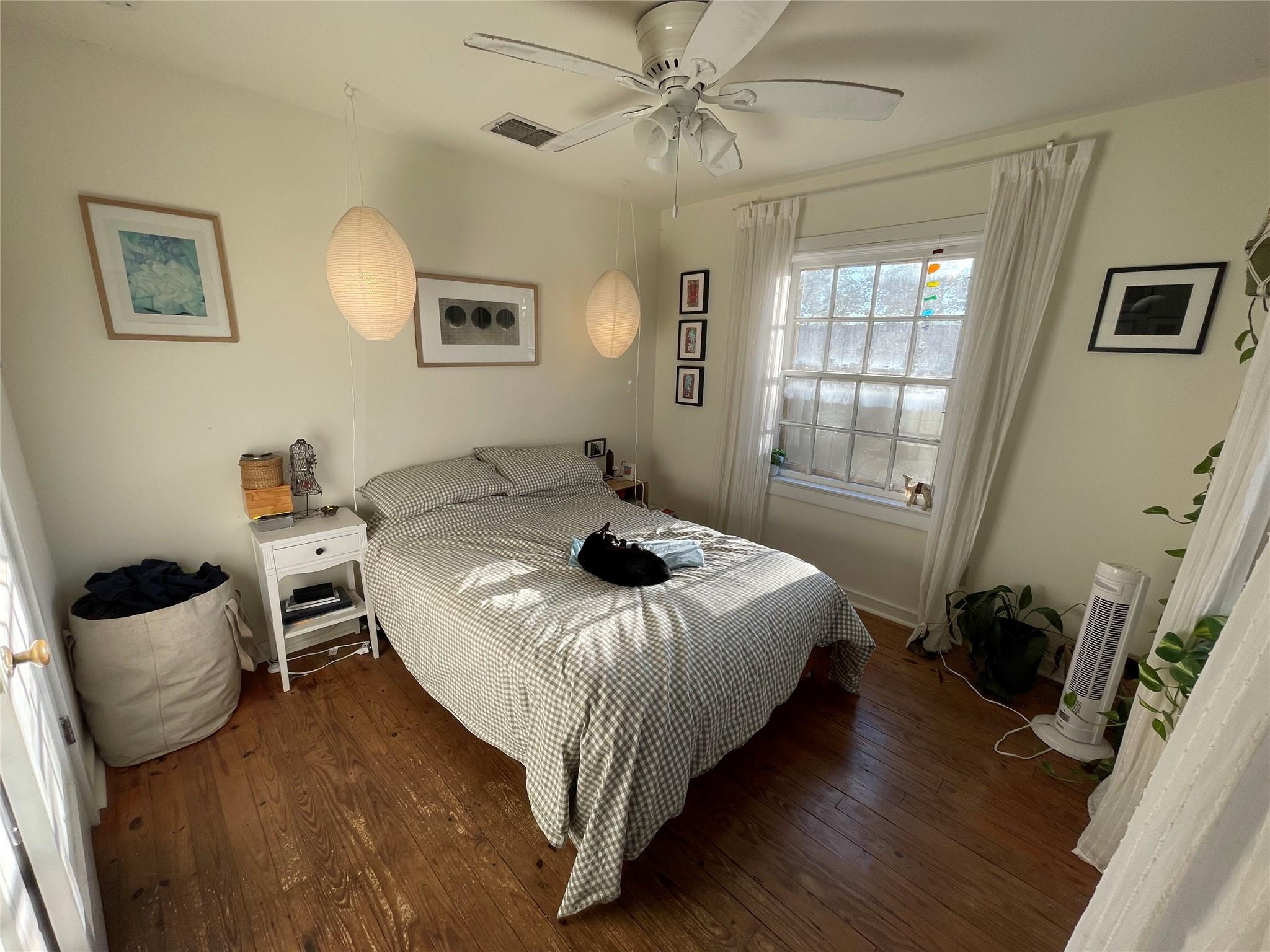 803 W Gibson St, Austin, TX 78704