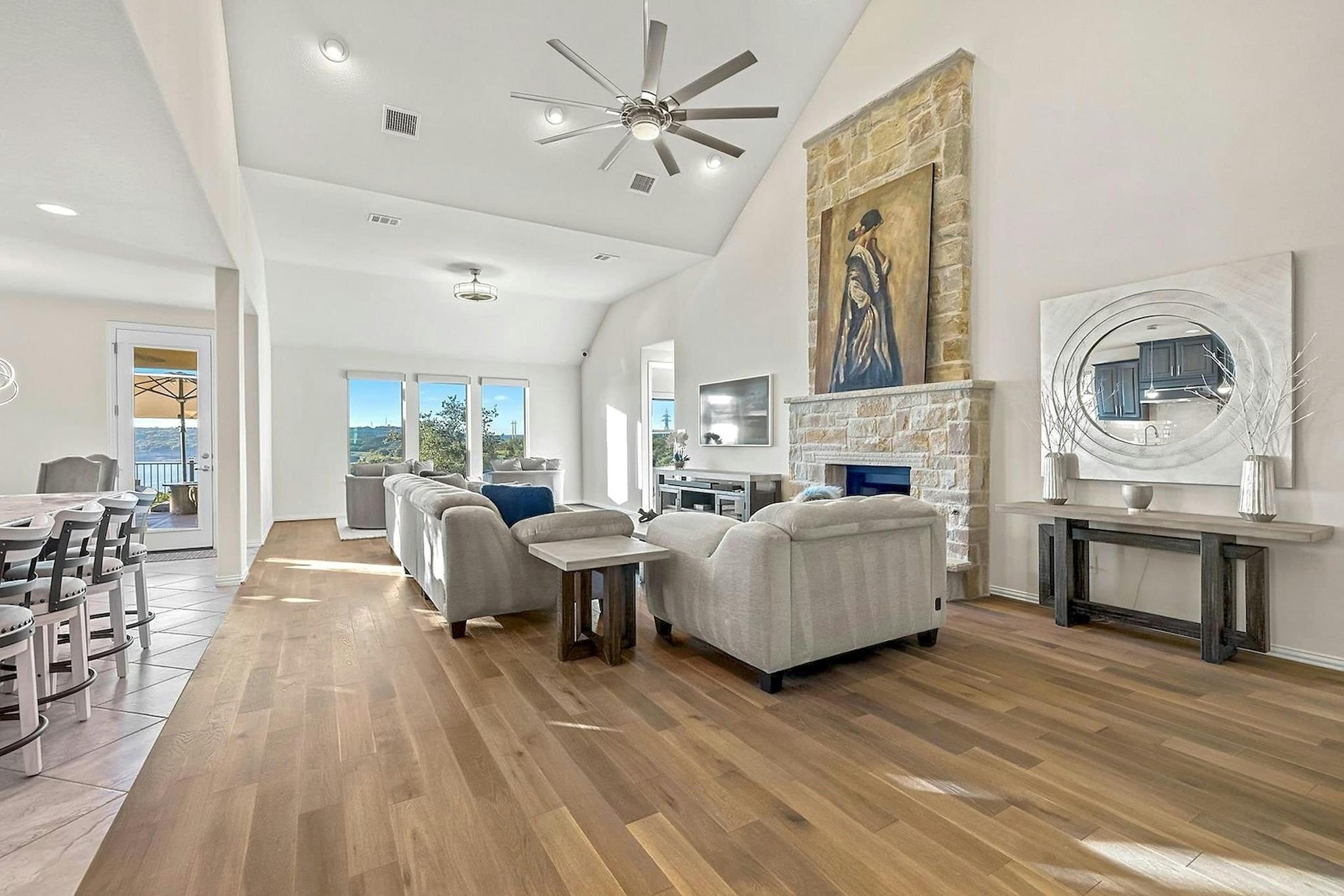 7312 Pace Ravine Dr, Lago Vista, TX 78645