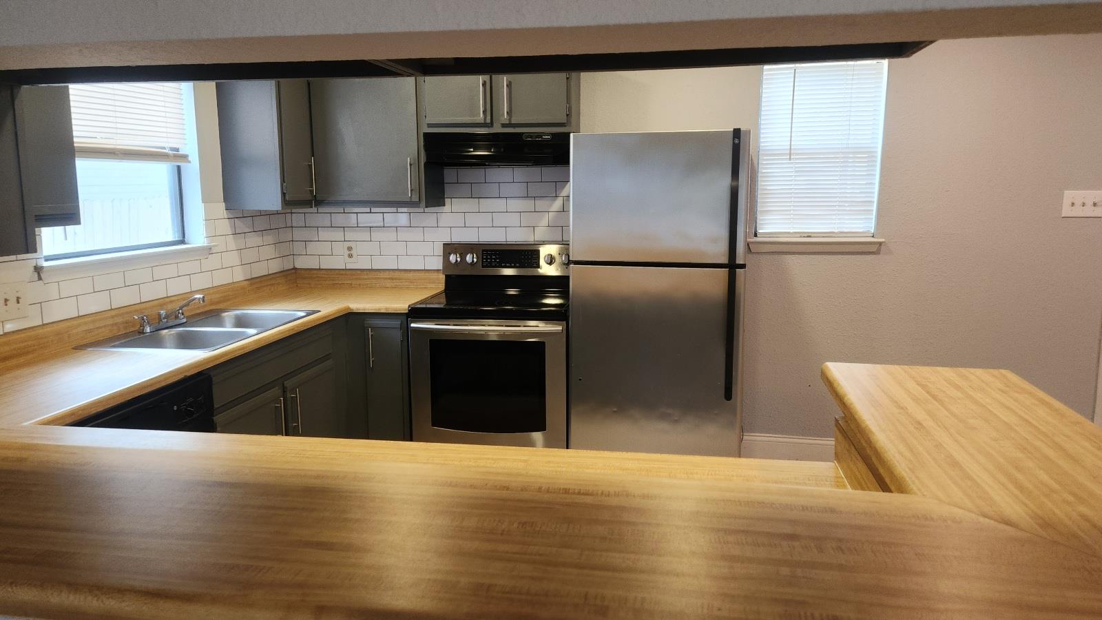 2807 W Slaughter Ln # B, Austin, TX 78748