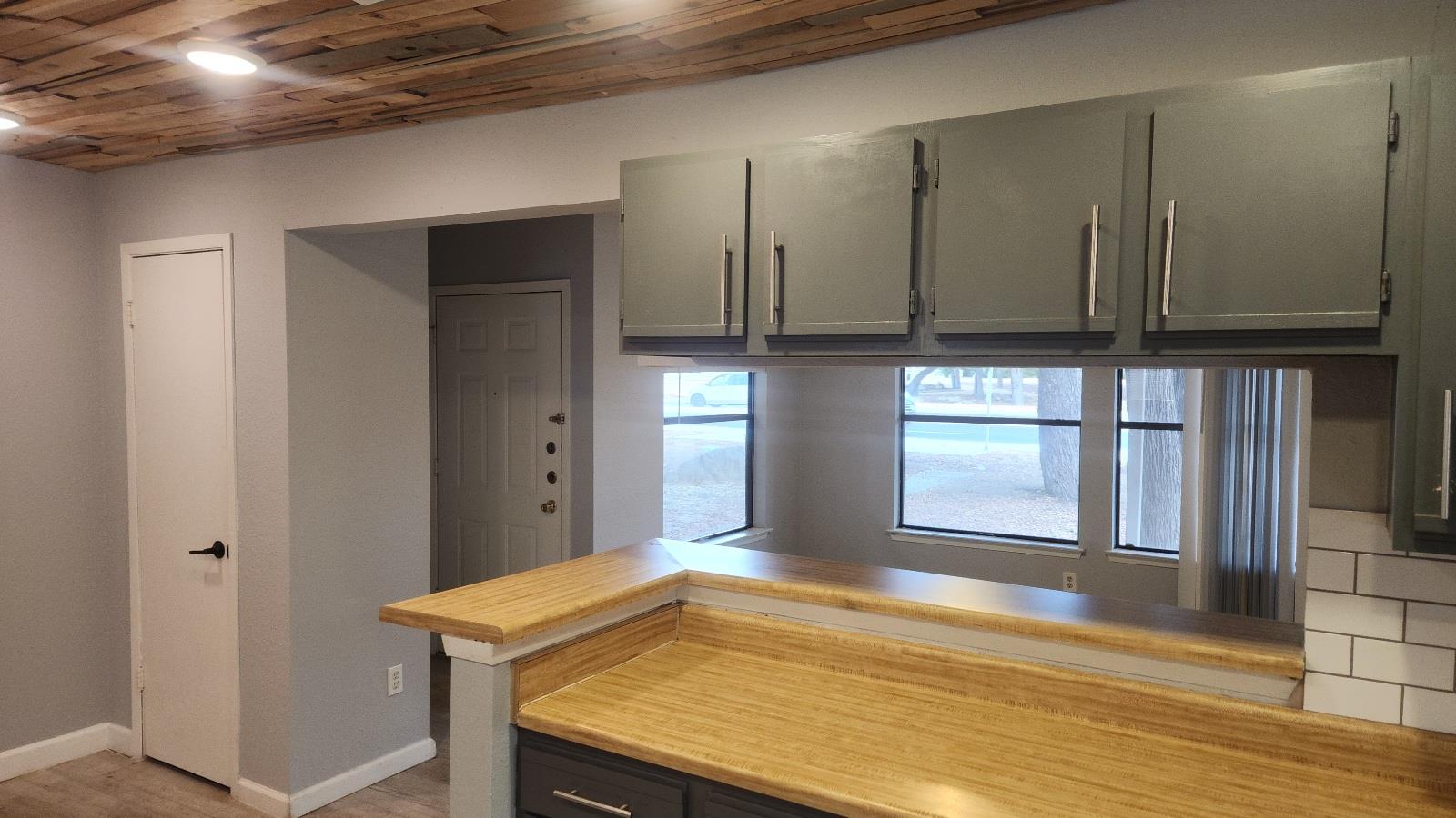 2807 W Slaughter Ln # B, Austin, TX 78748