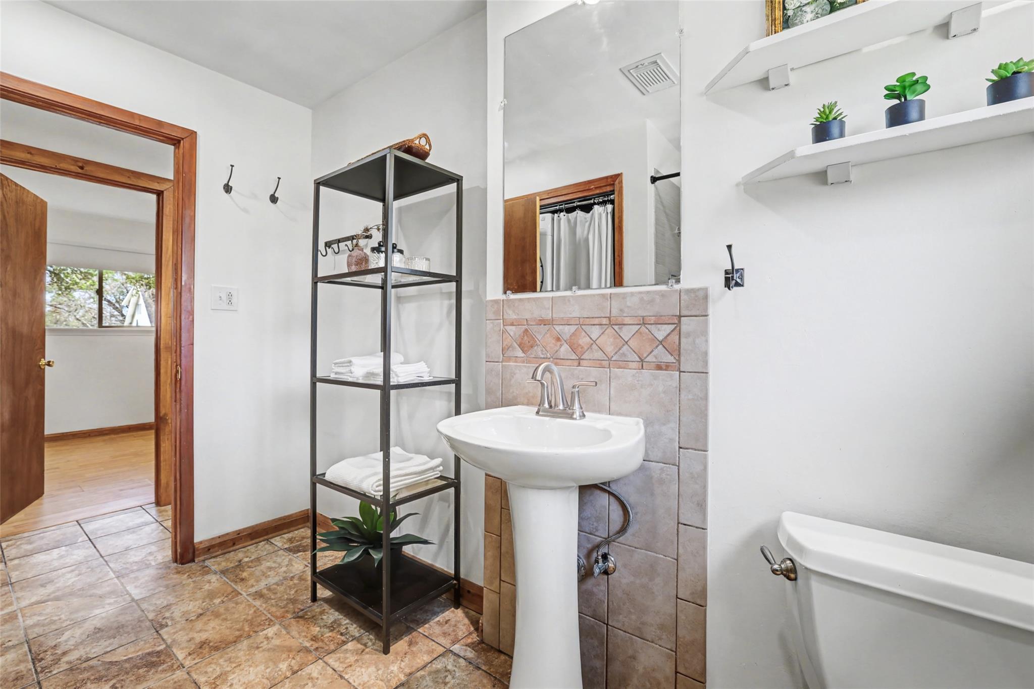 1206 Arden Dr, Austin, TX 78745