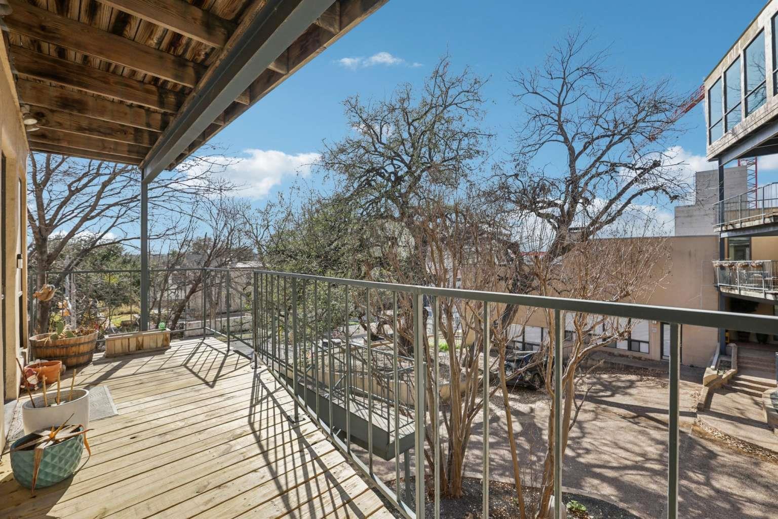 1106 W 6th St # 213, Austin, TX 78703