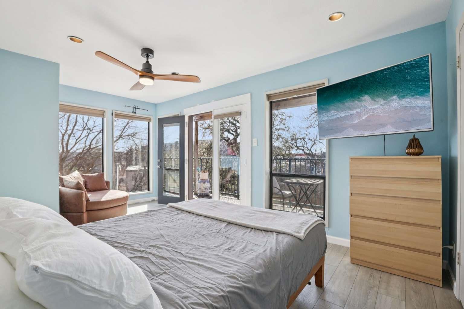 1106 W 6th St # 213, Austin, TX 78703