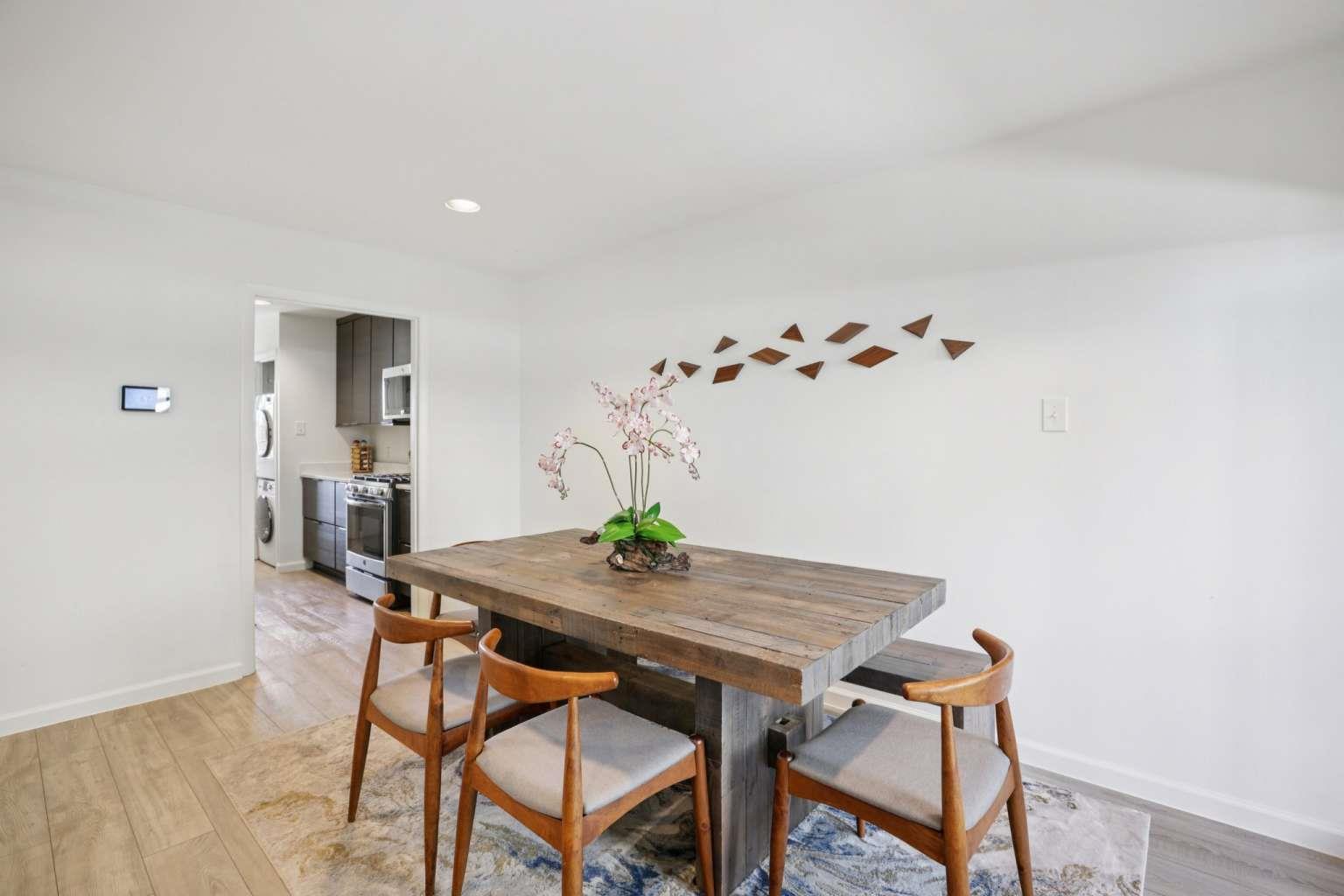 1106 W 6th St # 213, Austin, TX 78703