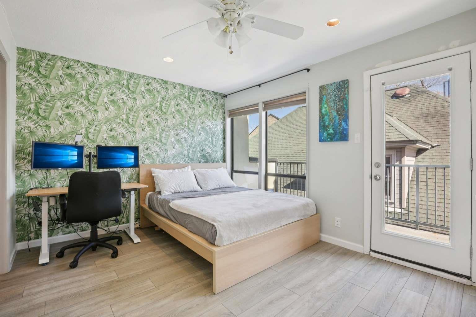 1106 W 6th St # 213, Austin, TX 78703