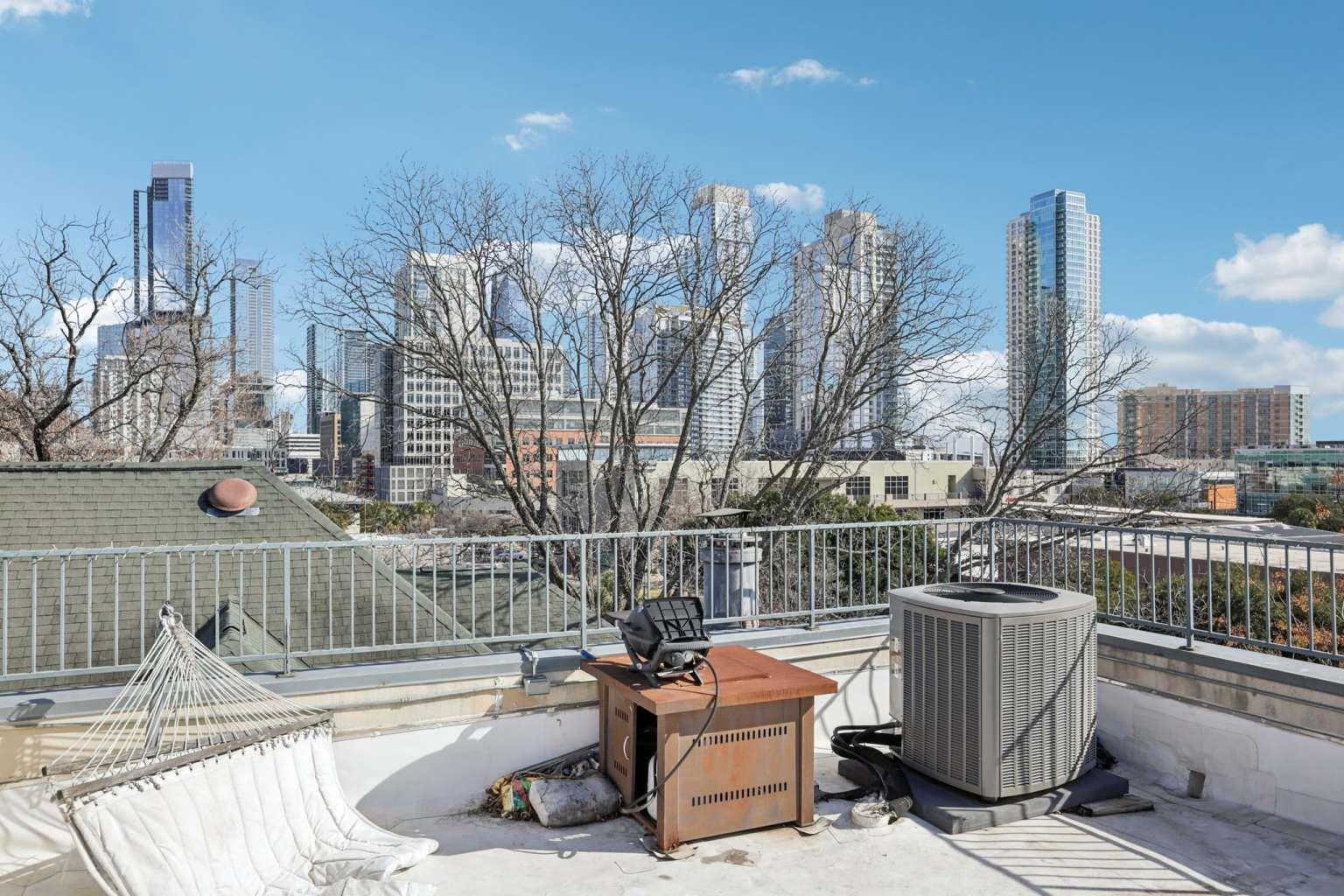 1106 W 6th St # 213, Austin, TX 78703