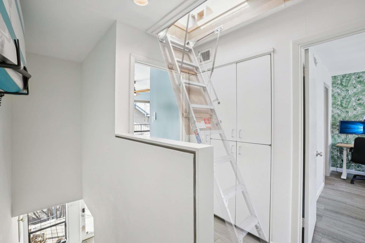 1106 W 6th St # 213, Austin, TX 78703