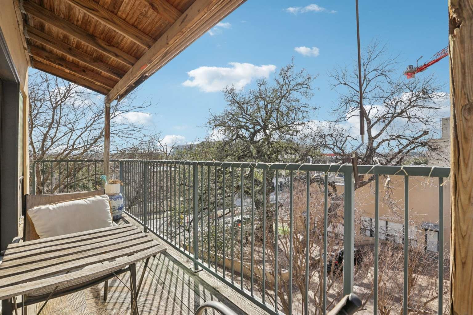 1106 W 6th St # 213, Austin, TX 78703