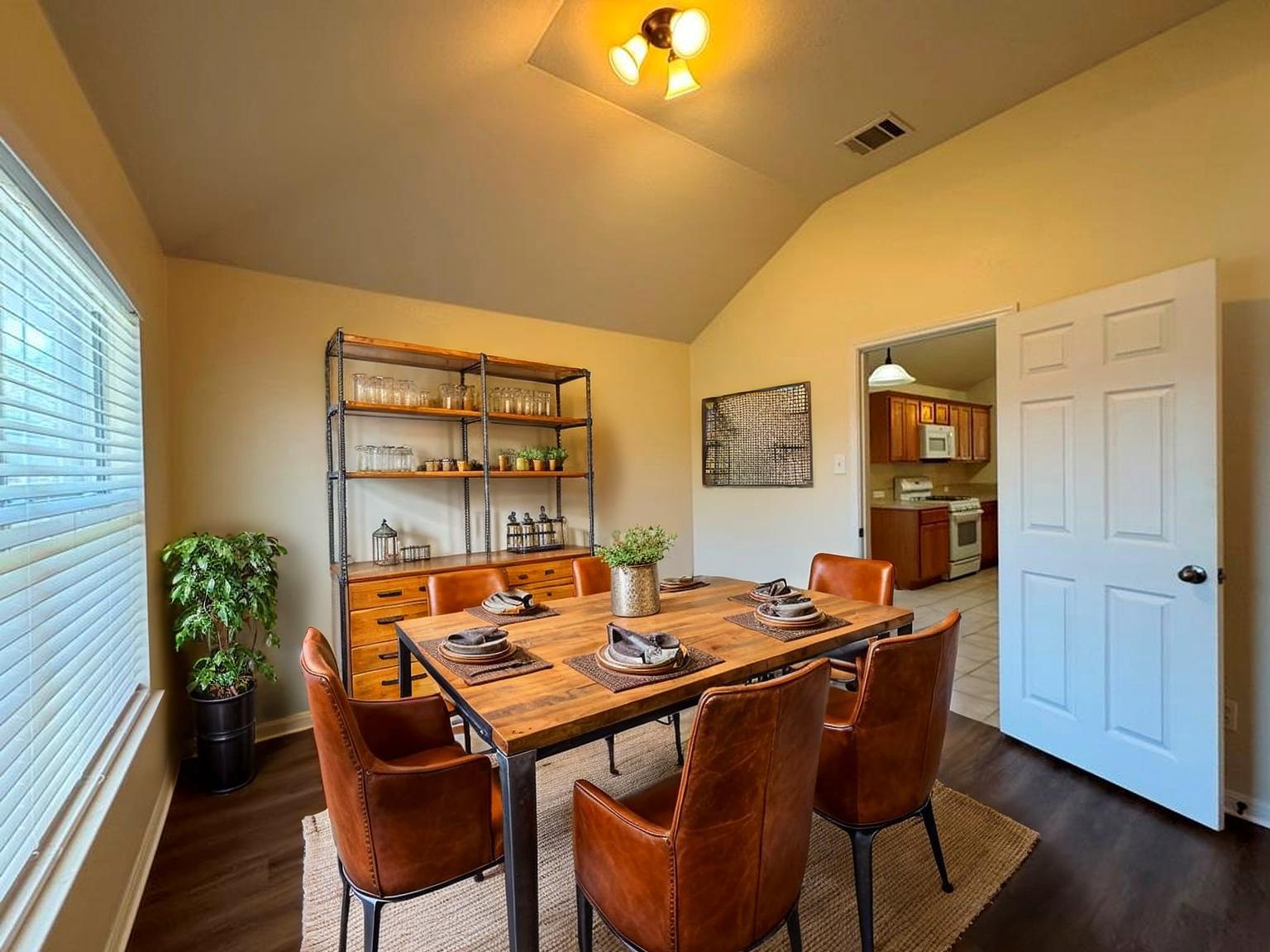 13212 Kenswick Dr, Austin, TX 78753