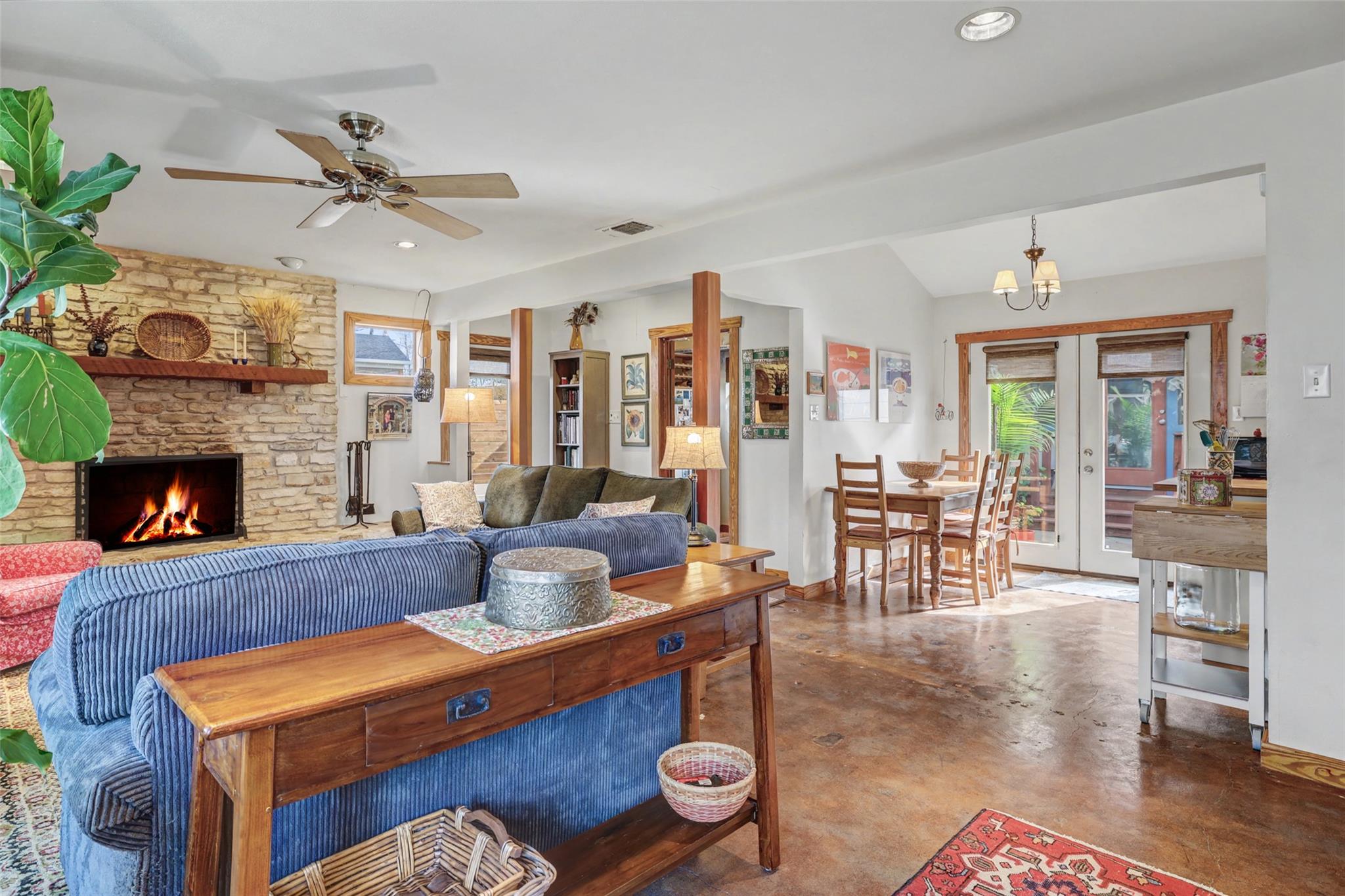 4621 Banister Ln, Austin, TX 78745