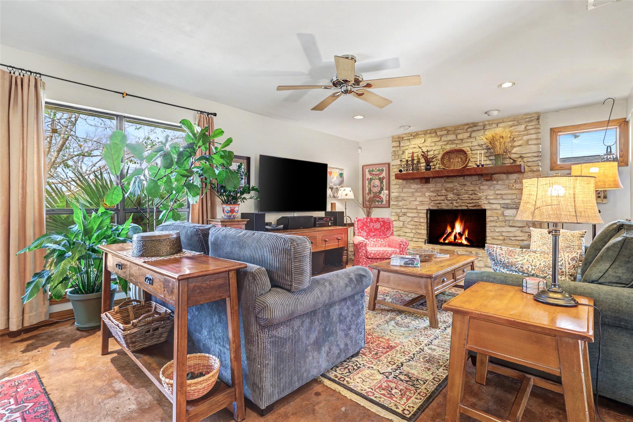 4621 Banister Ln, Austin, TX 78745