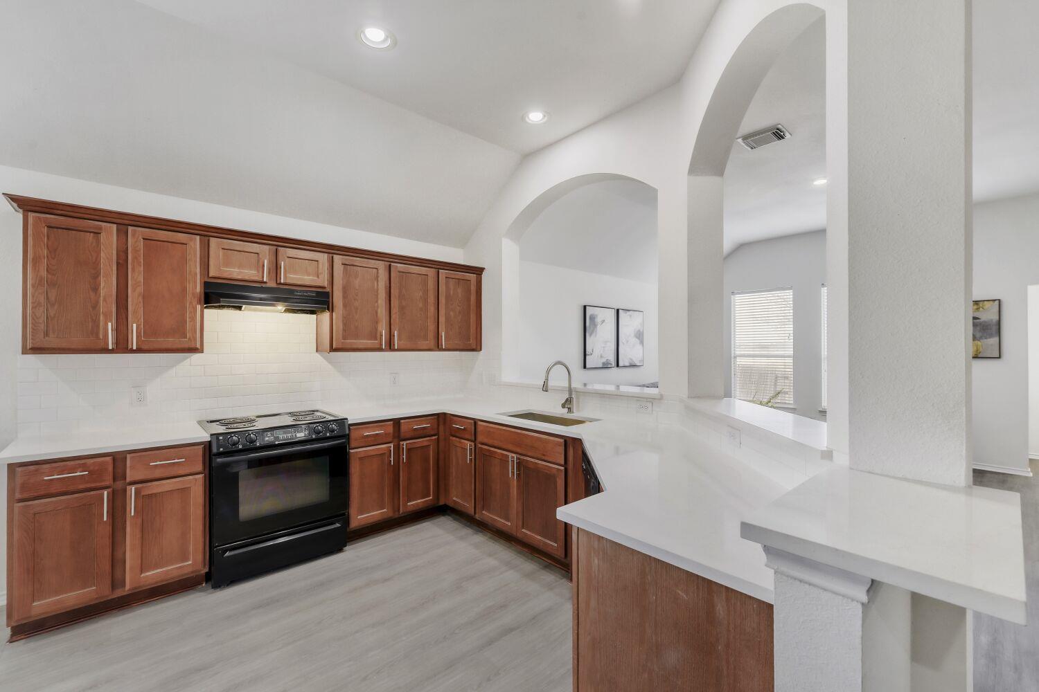 298 Fall Dr, Kyle, TX 78640