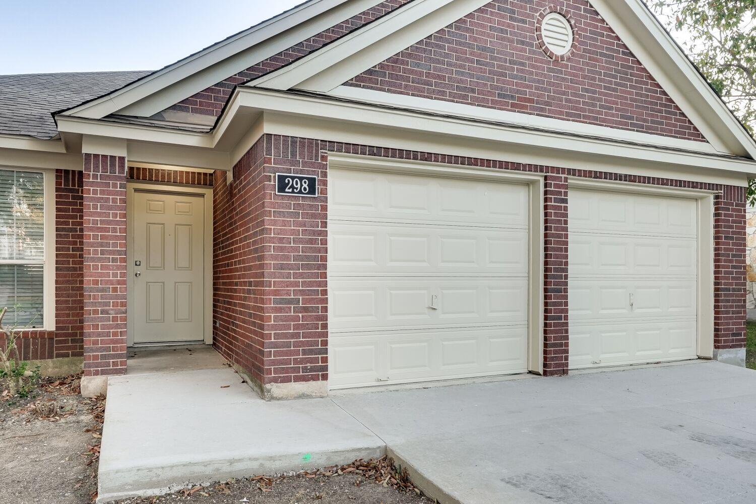 298 Fall Dr, Kyle, TX 78640