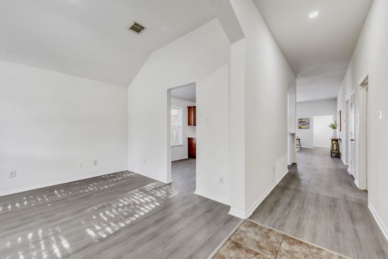 298 Fall Dr, Kyle, TX 78640