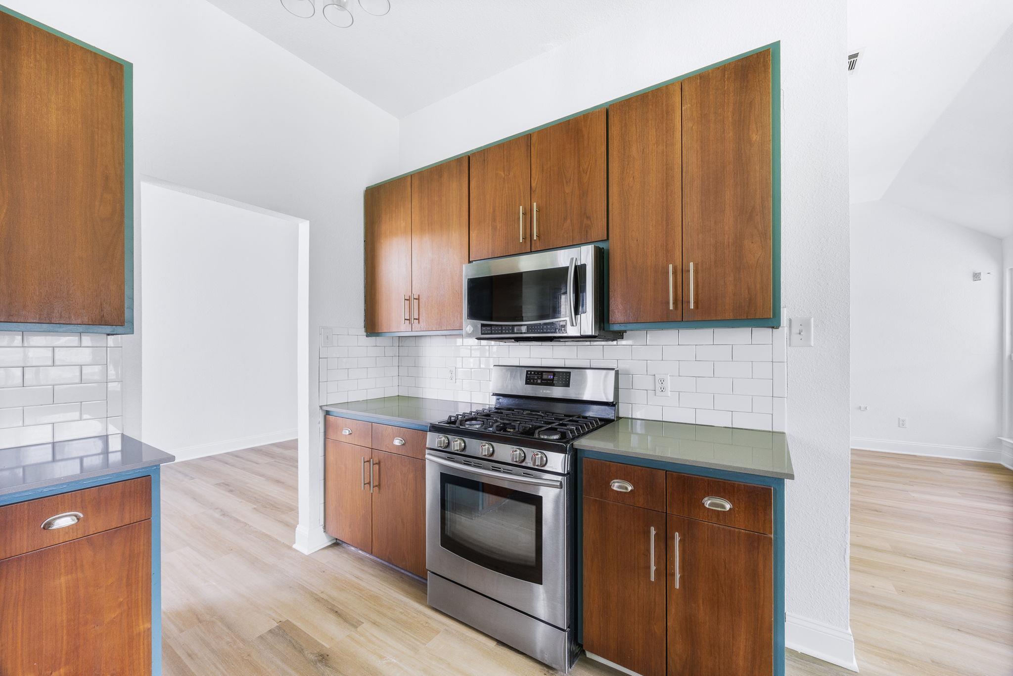 3011 Foxton Cv, Austin, TX 78748